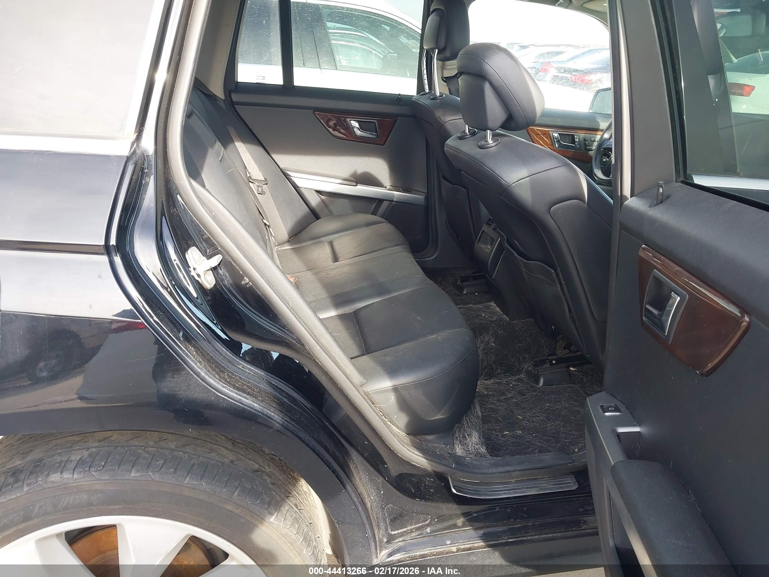 MERCEDES-BENZ GLK image 8