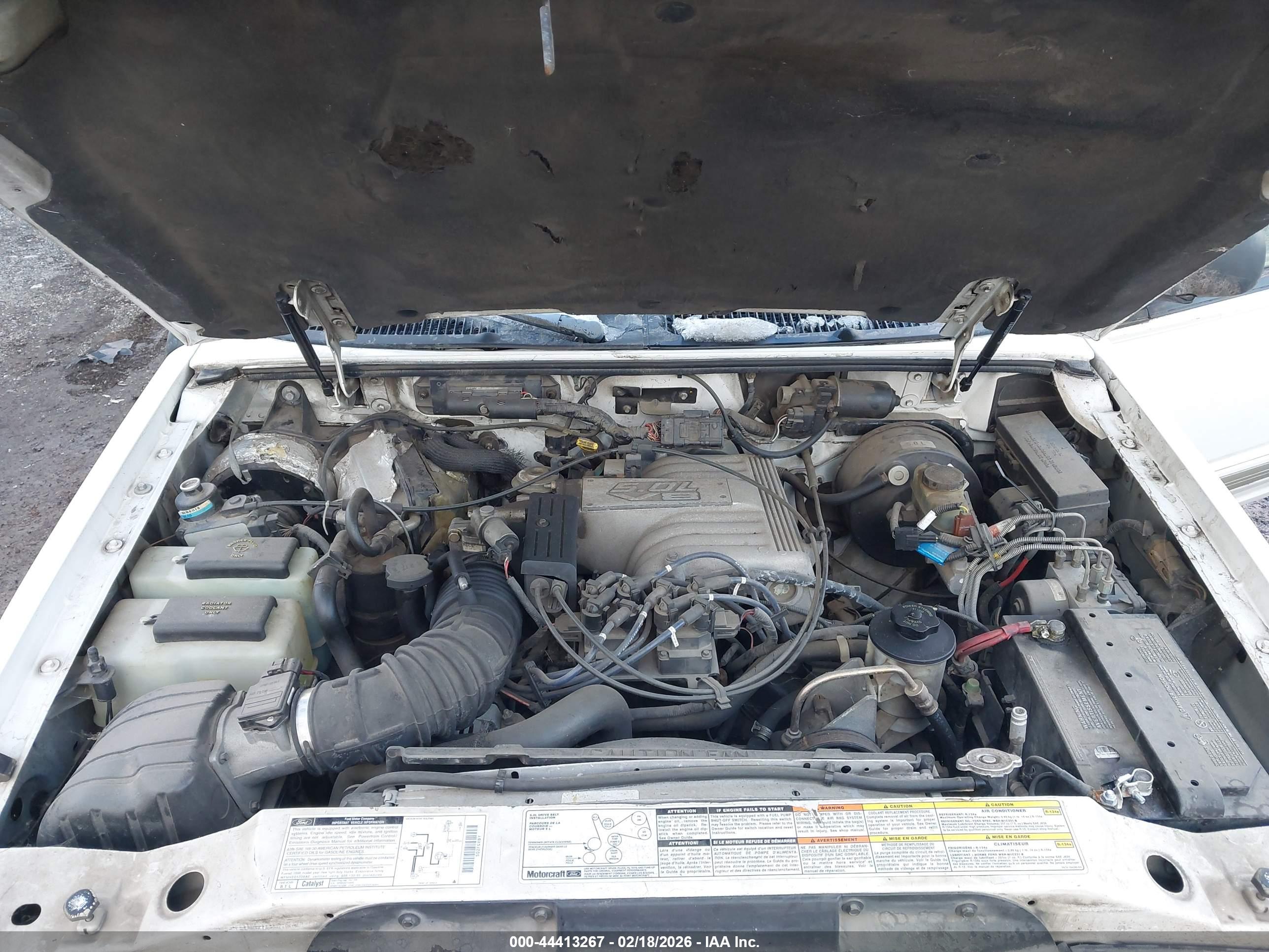FORD EXPLORER image 10