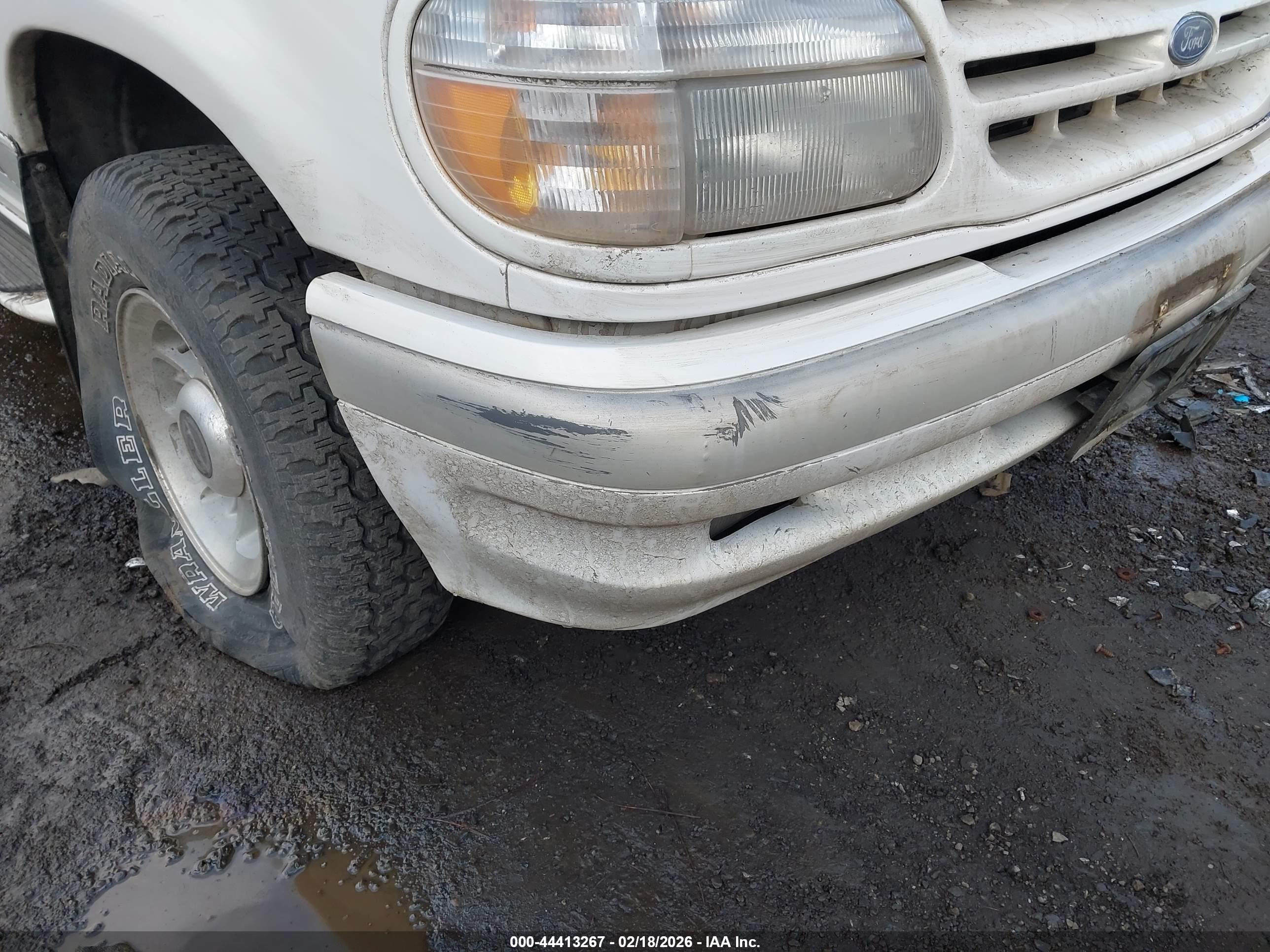FORD EXPLORER image 6