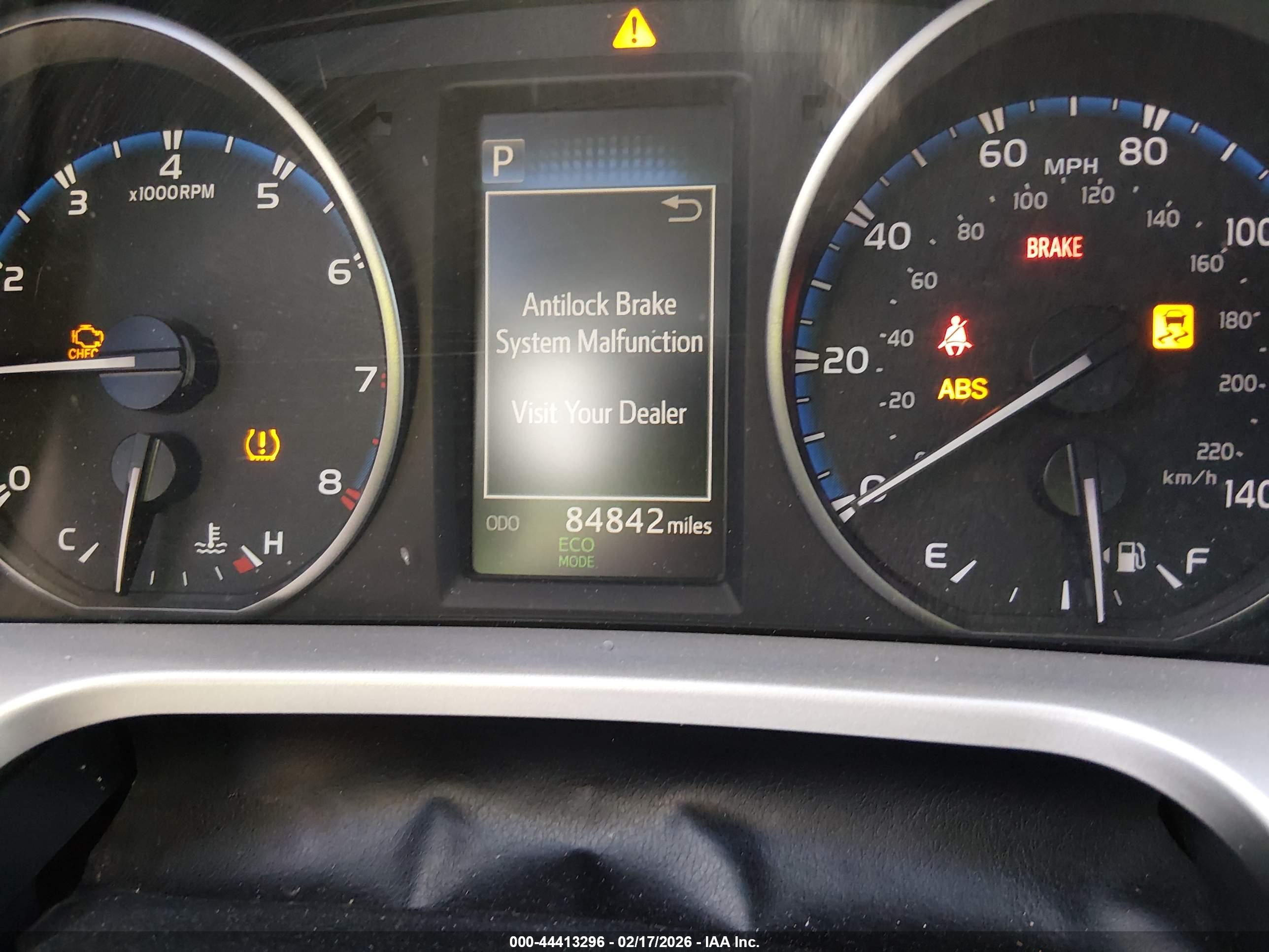 TOYOTA RAV4 image 7