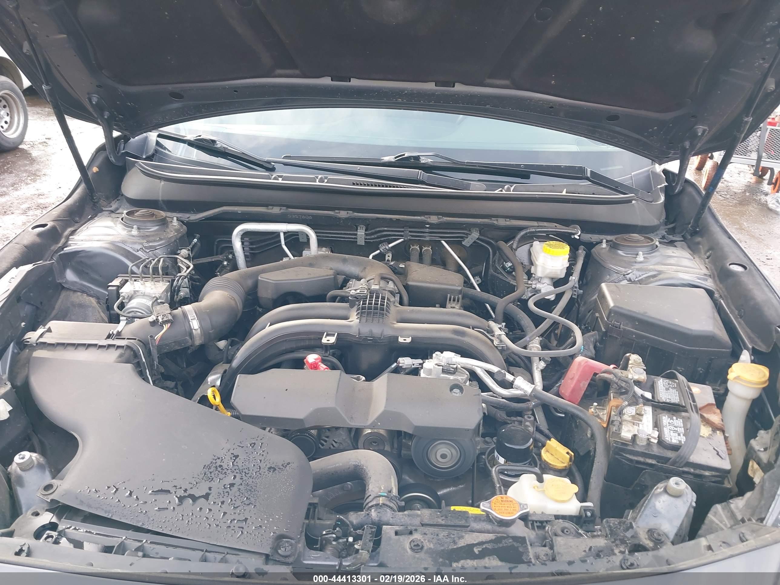 SUBARU OUTBACK image 10