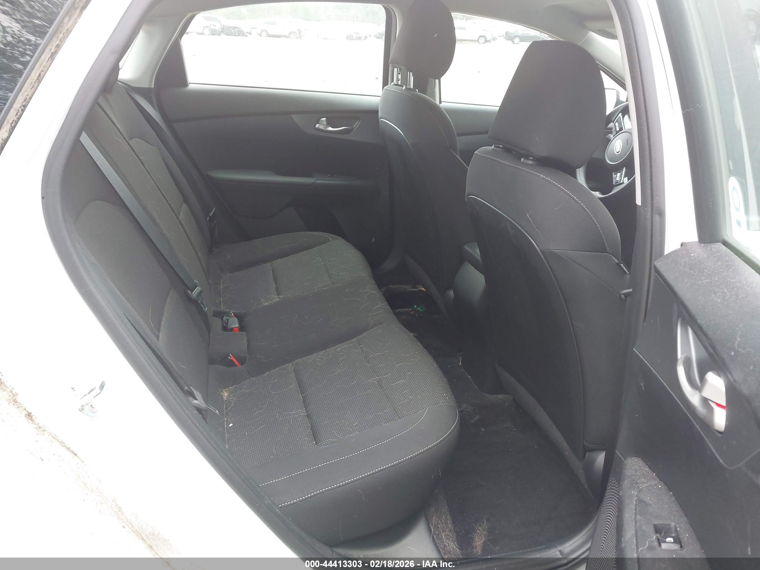 KIA FORTE image 8