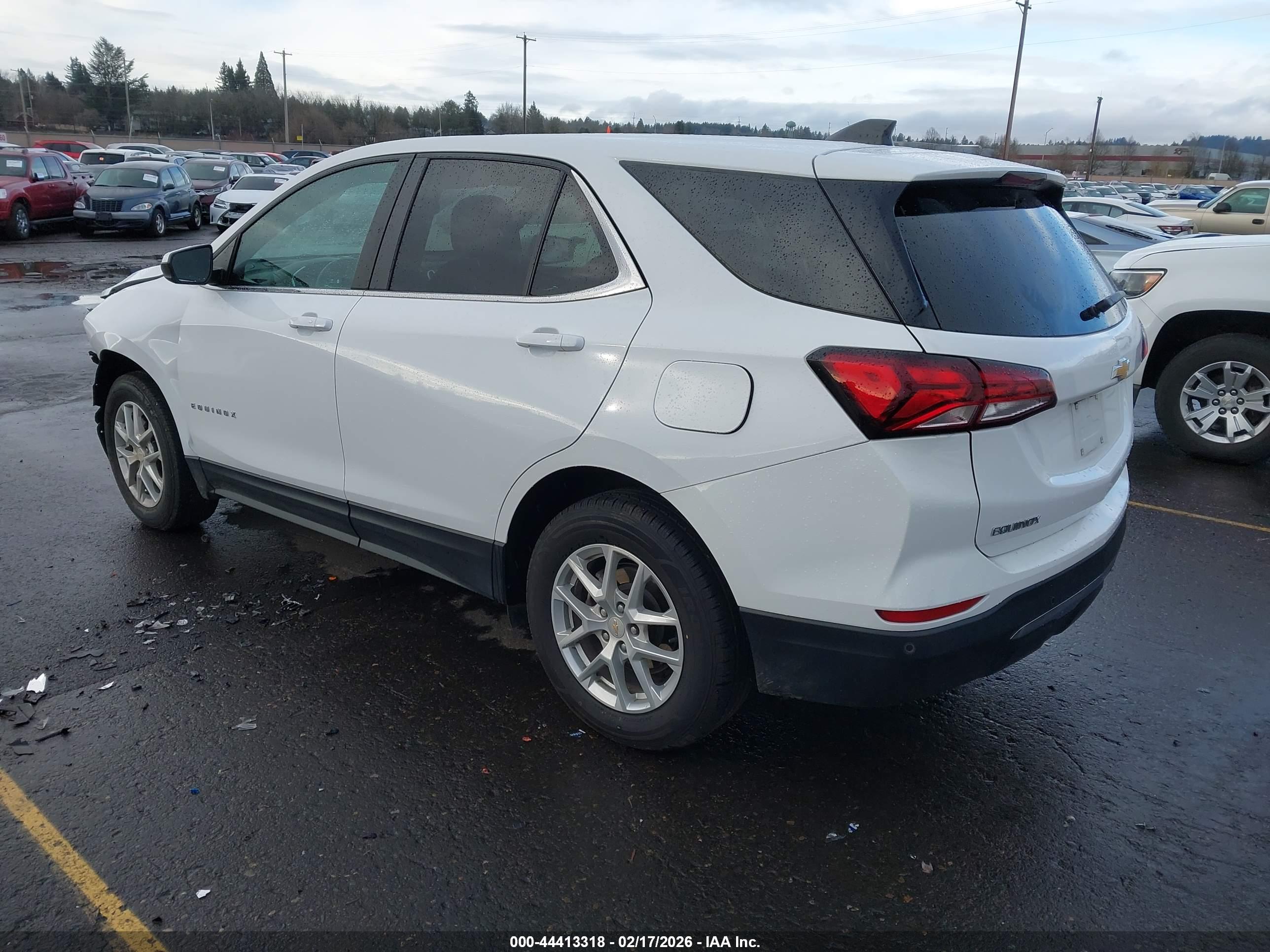 CHEVROLET EQUINOX image 3