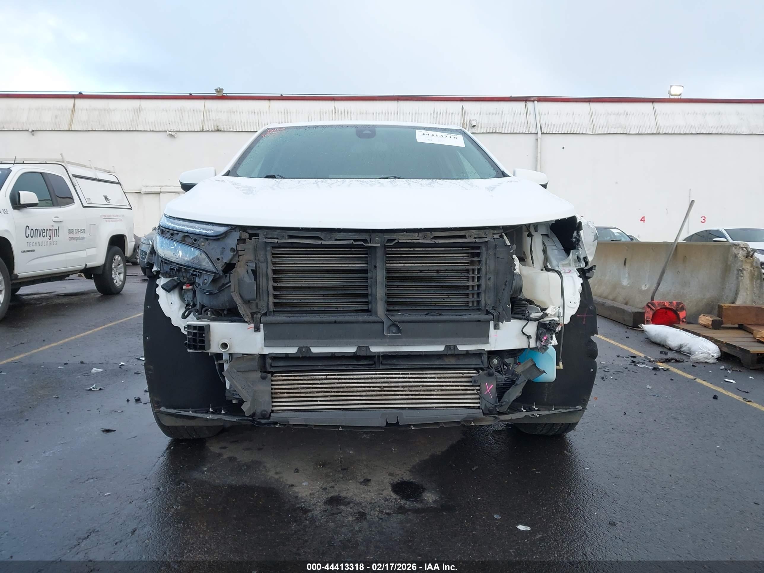 CHEVROLET EQUINOX image 6