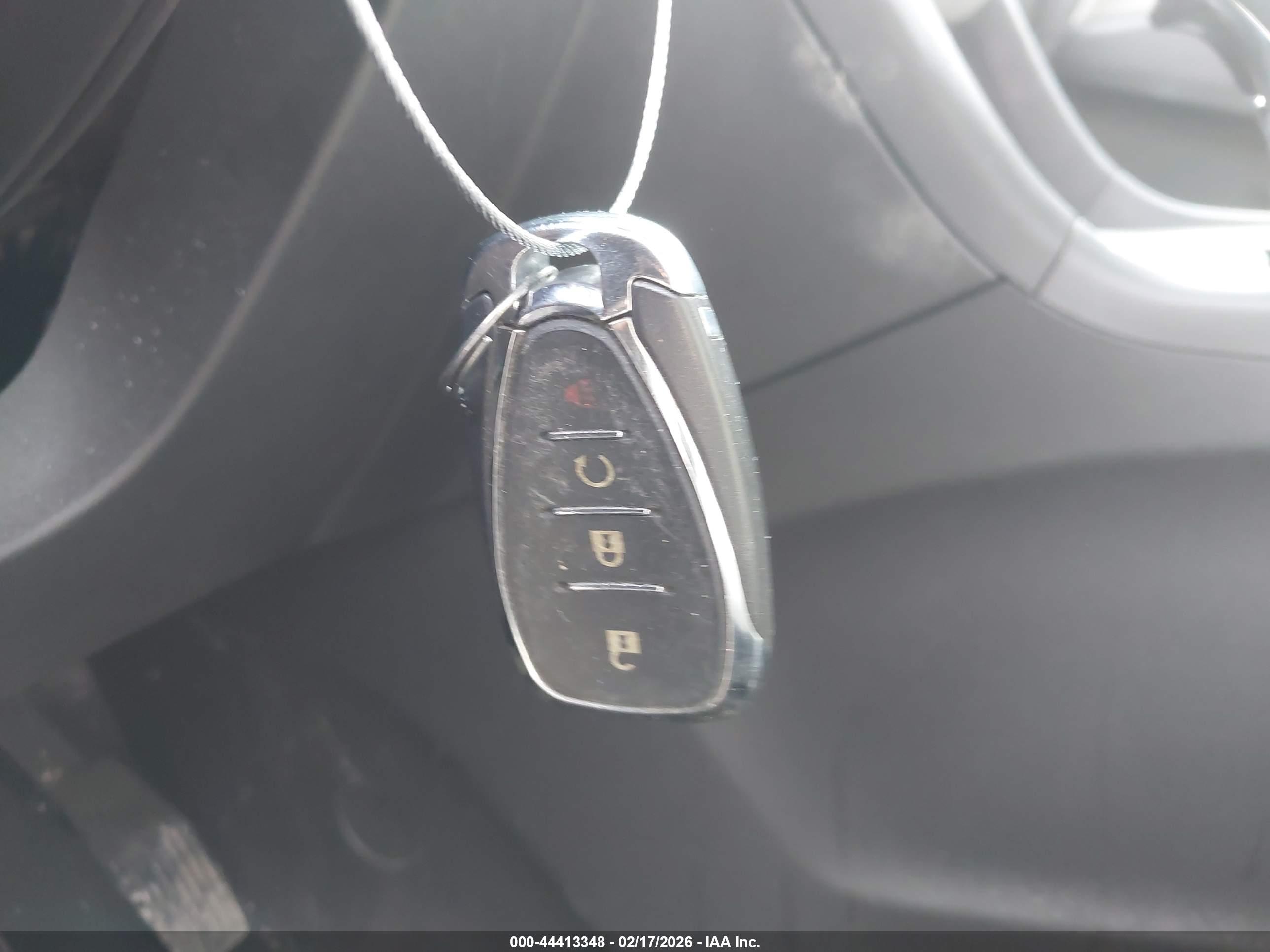 CHEVROLET EQUINOX image 11