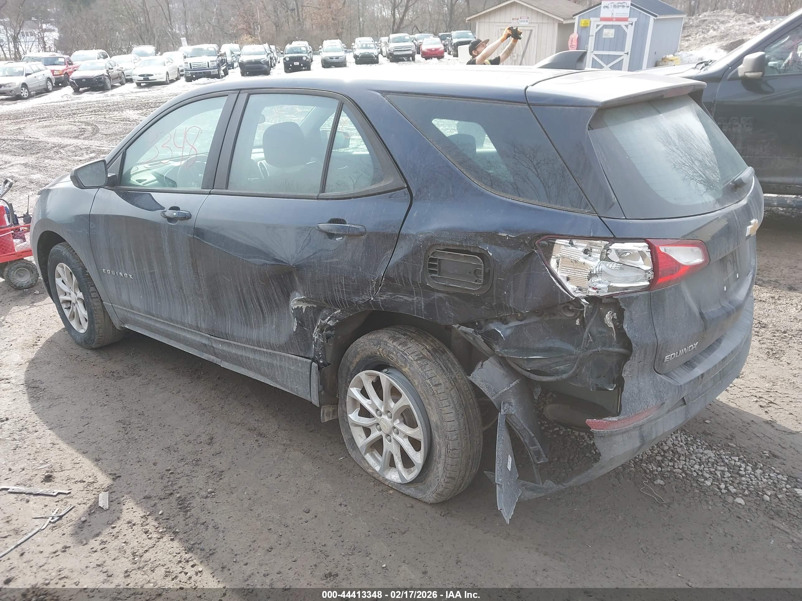 CHEVROLET EQUINOX image 3