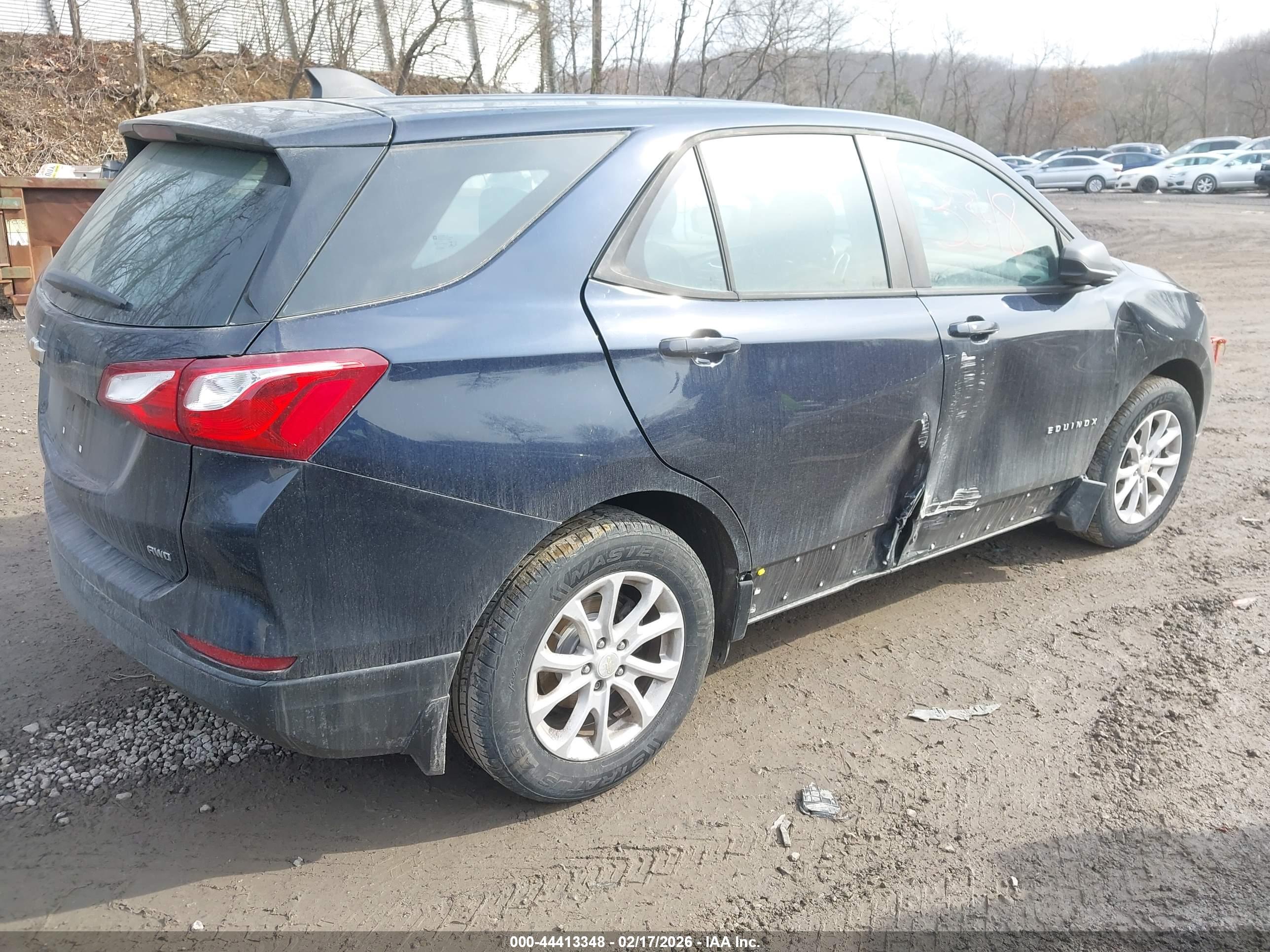 CHEVROLET EQUINOX image 4