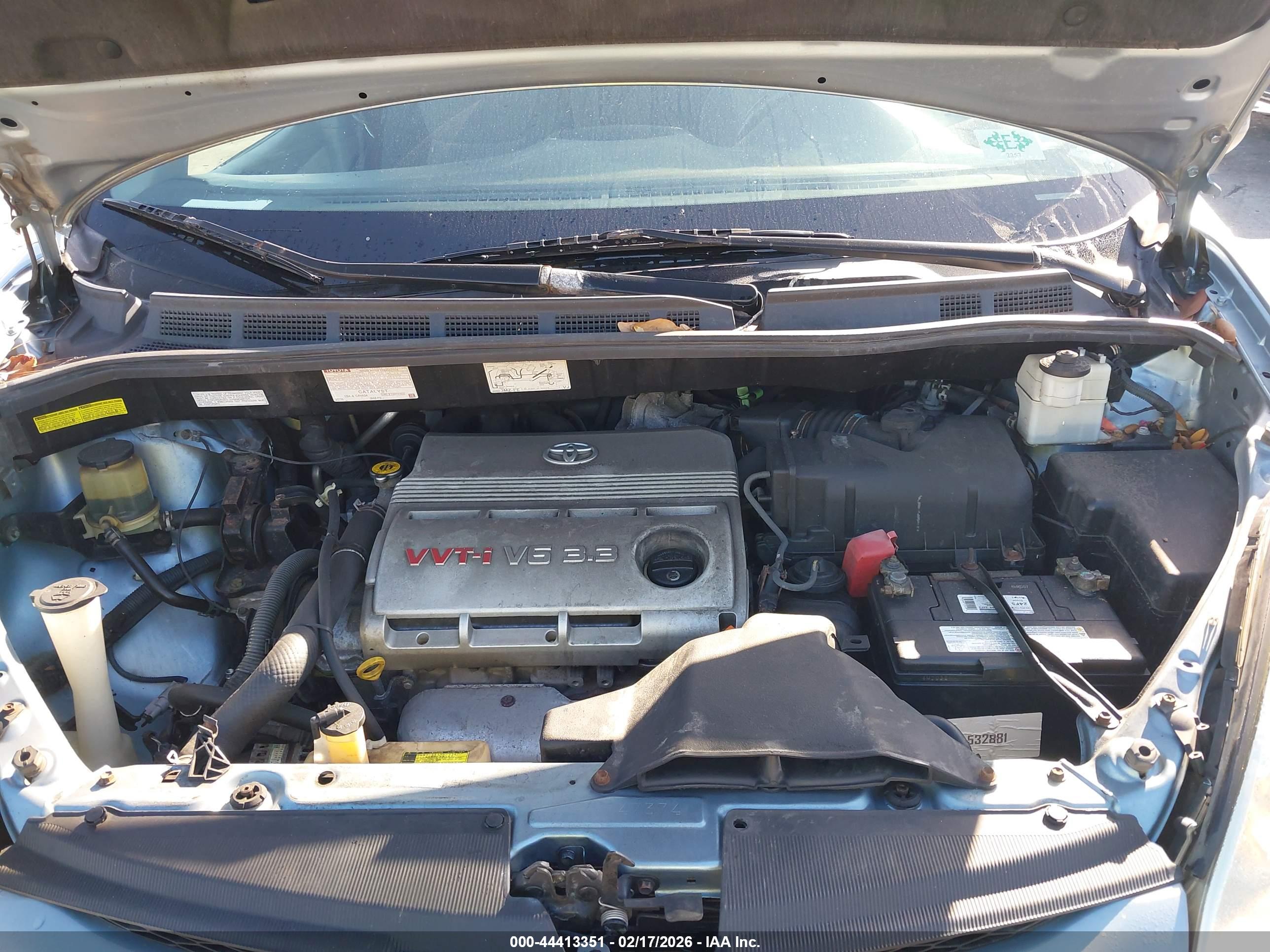 TOYOTA SIENNA image 10