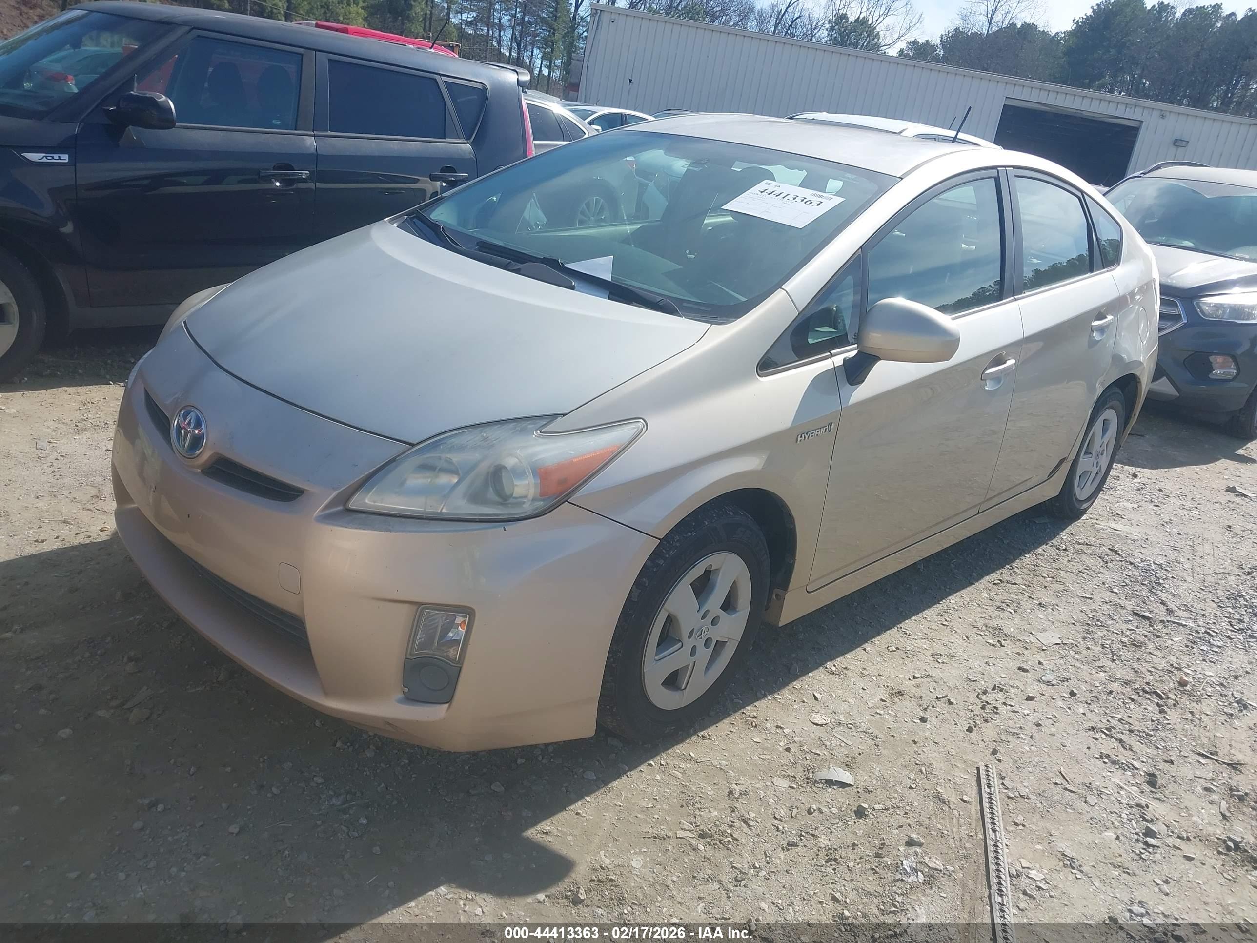 TOYOTA PRIUS image 2