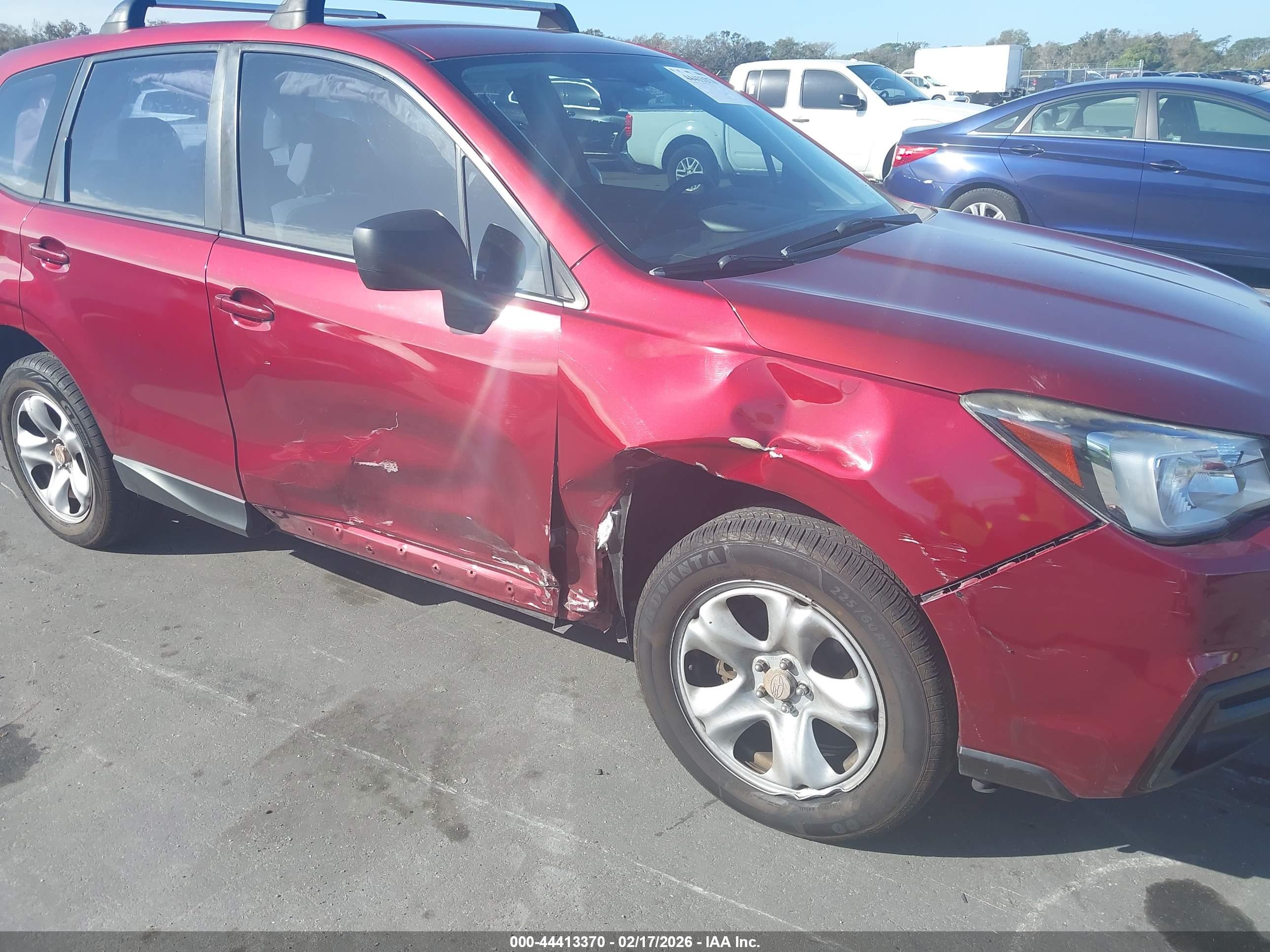 SUBARU FORESTER image 6