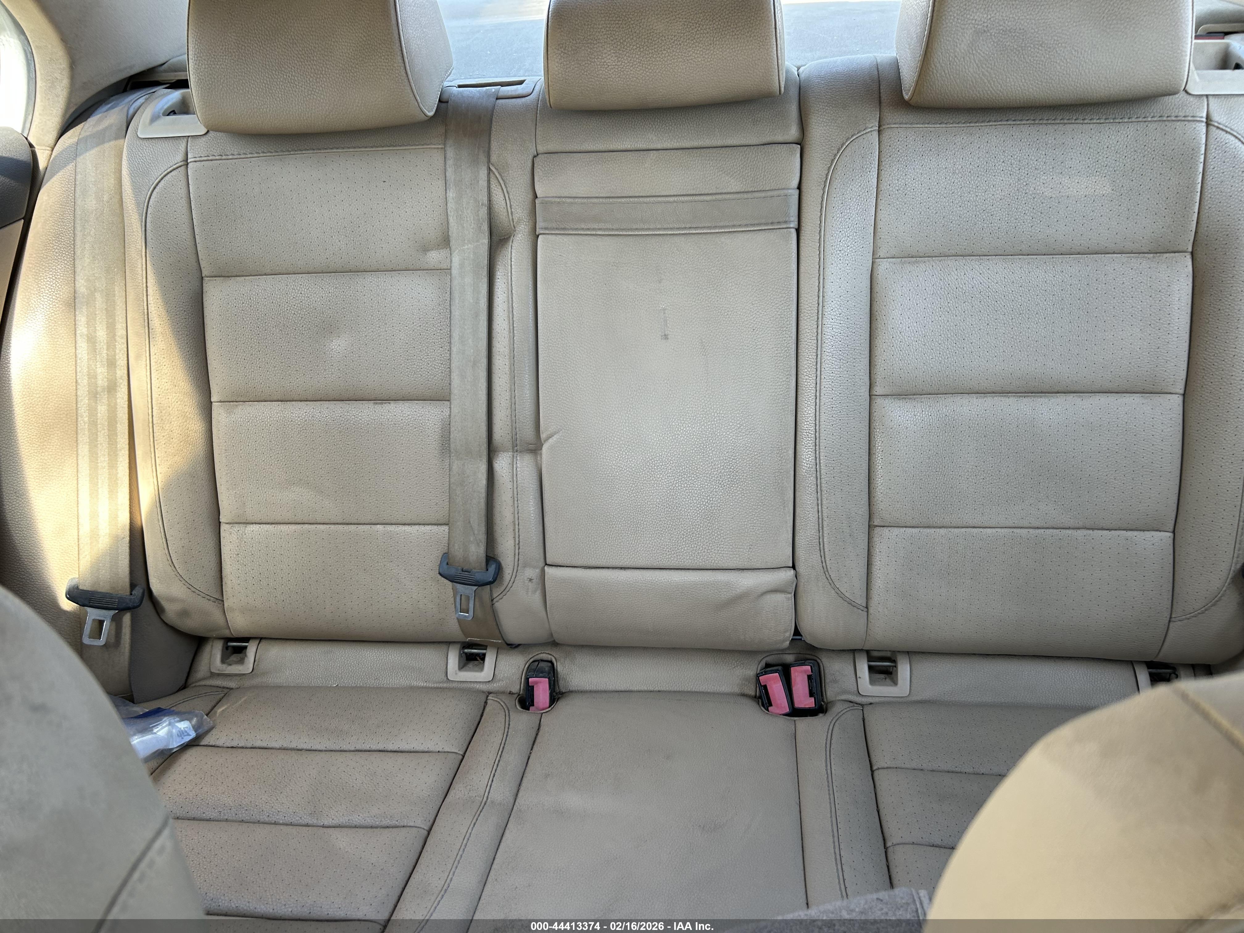 VOLKSWAGEN JETTA image 8