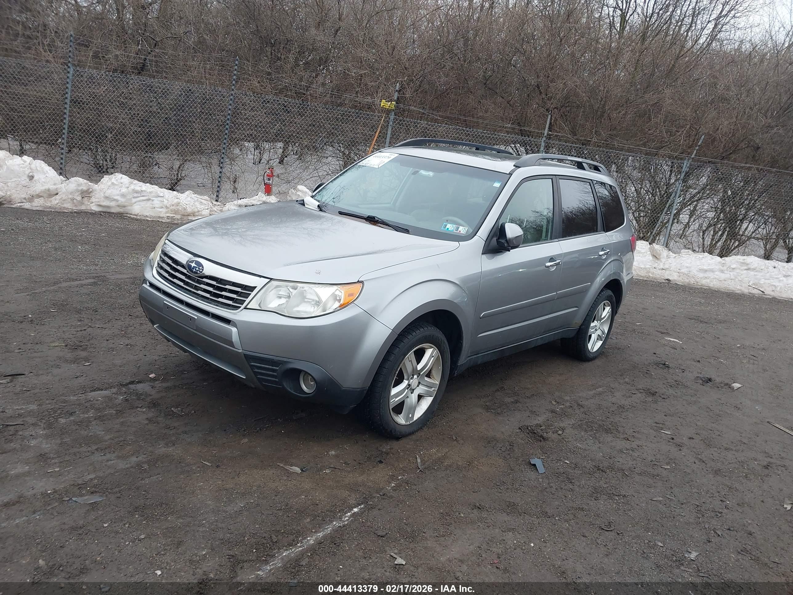 SUBARU FORESTER image 2