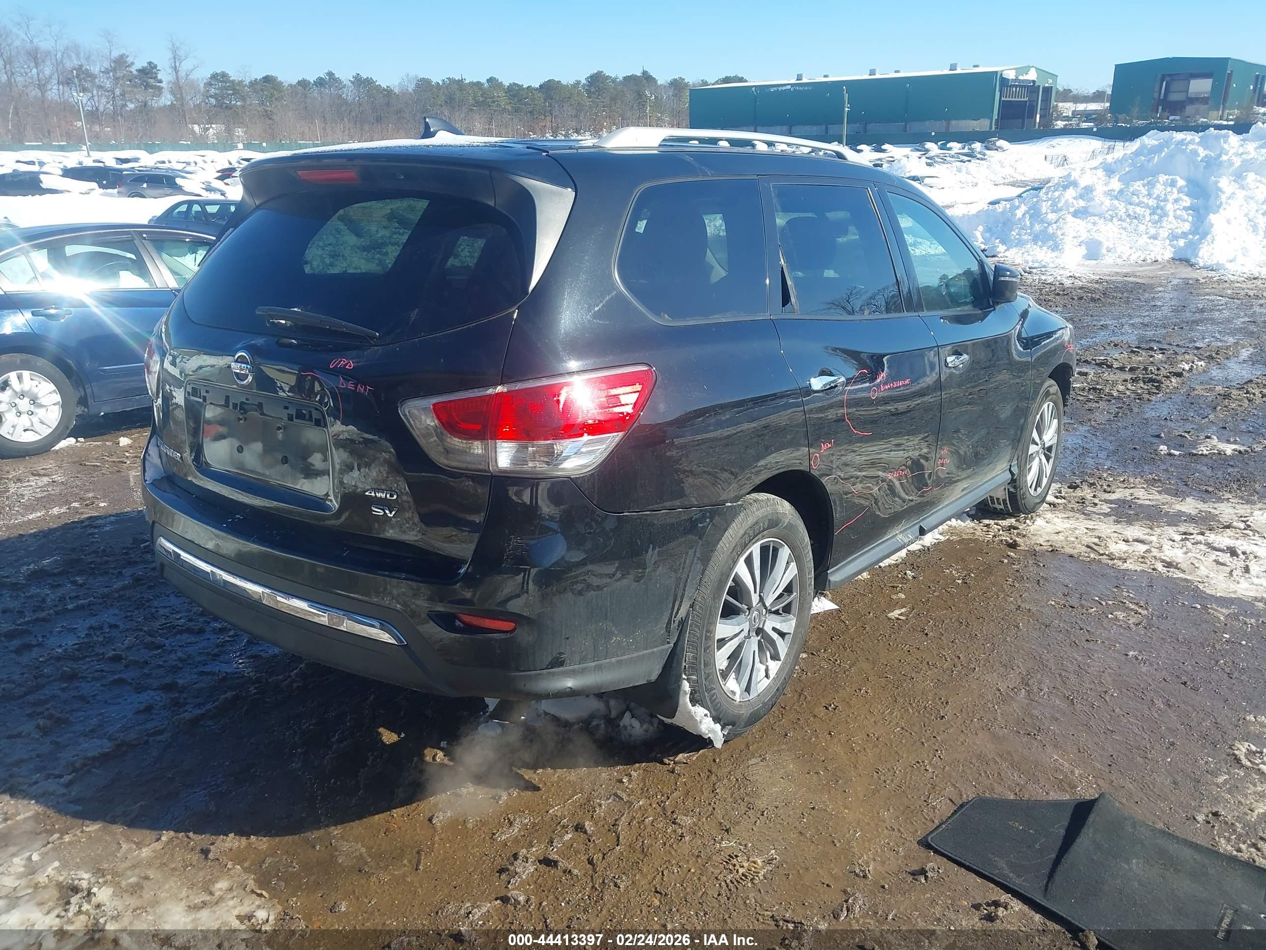 NISSAN PATHFINDER image 4