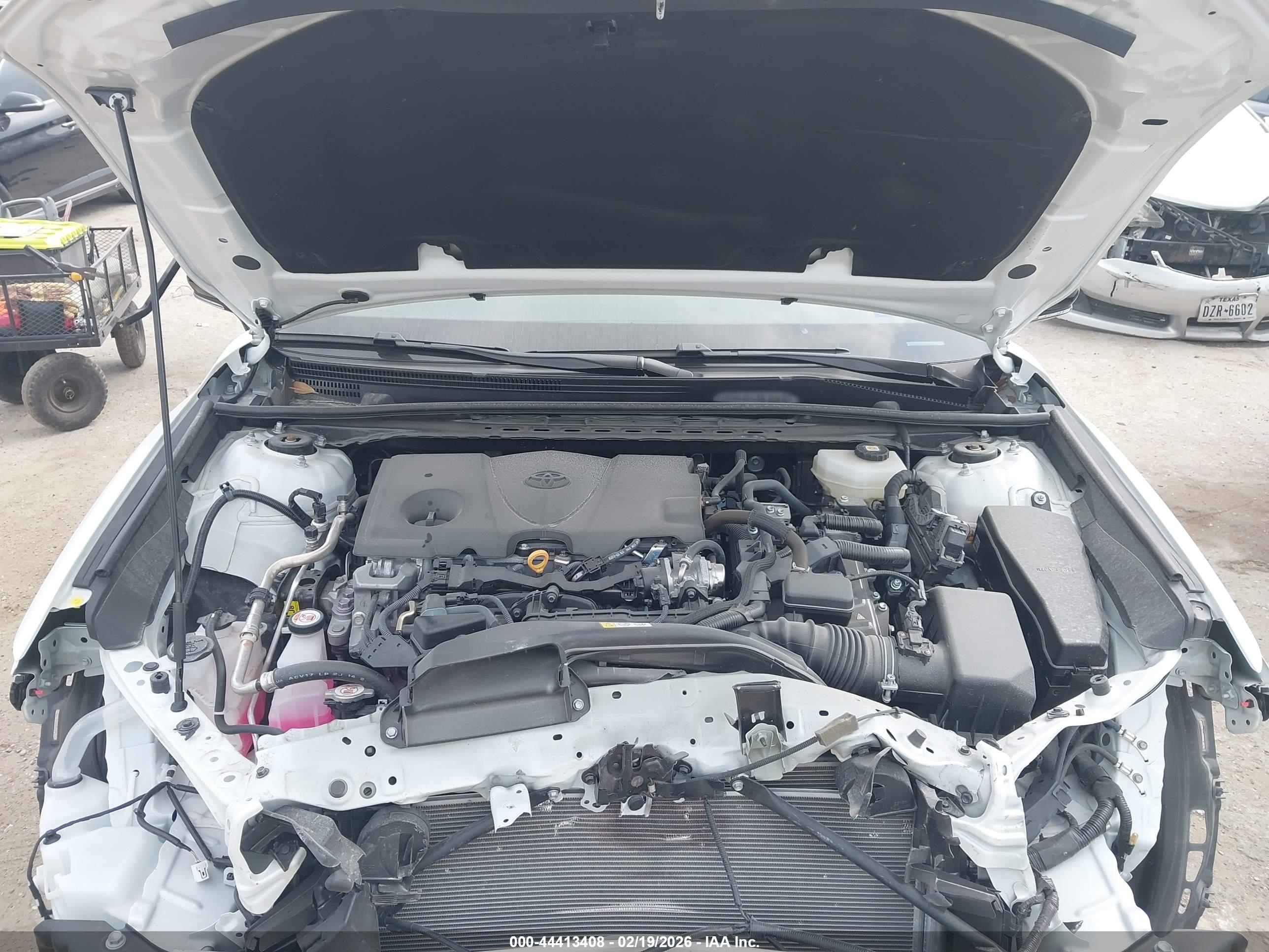 TOYOTA CAMRY image 10