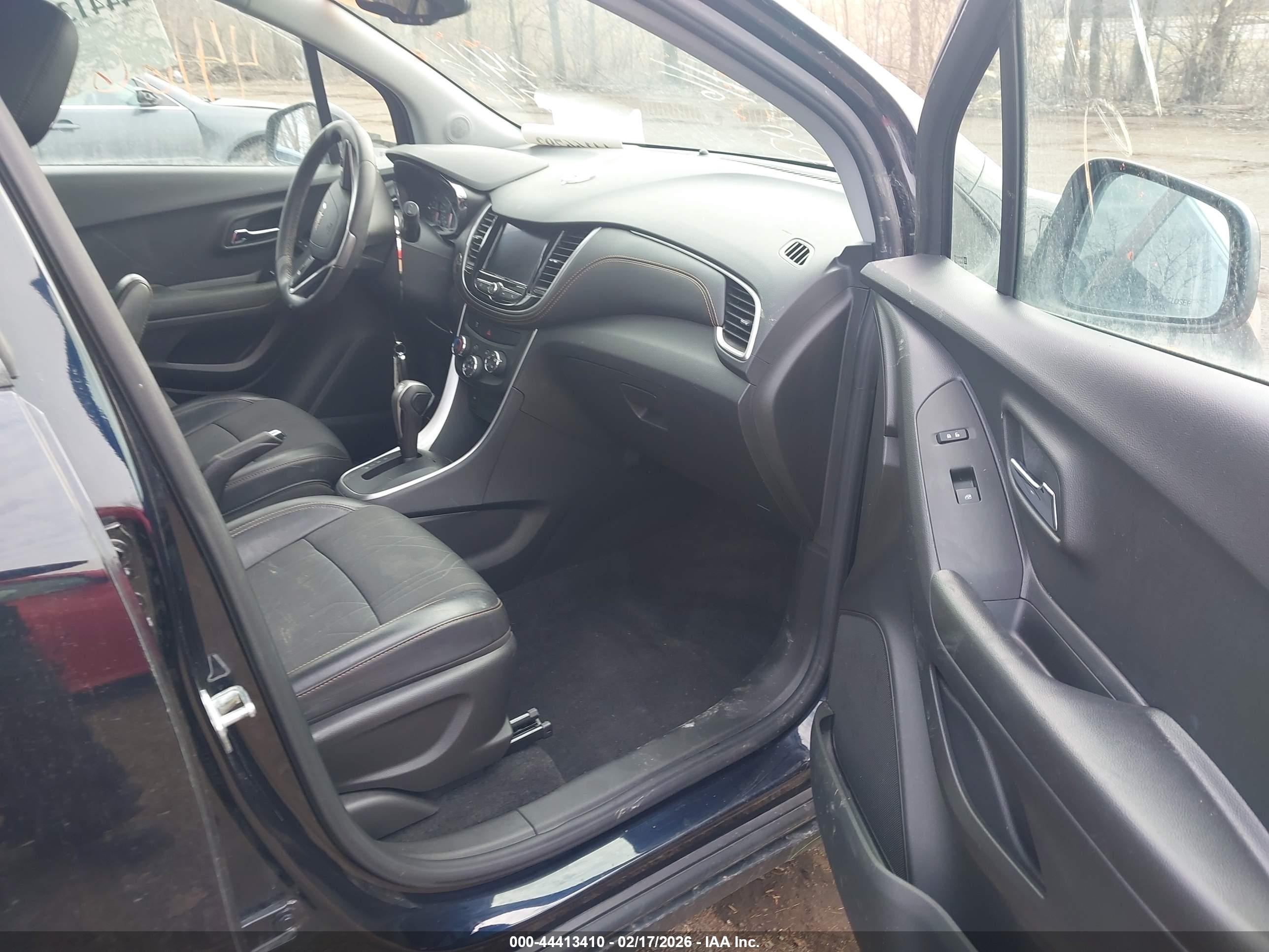CHEVROLET TRAX image 5