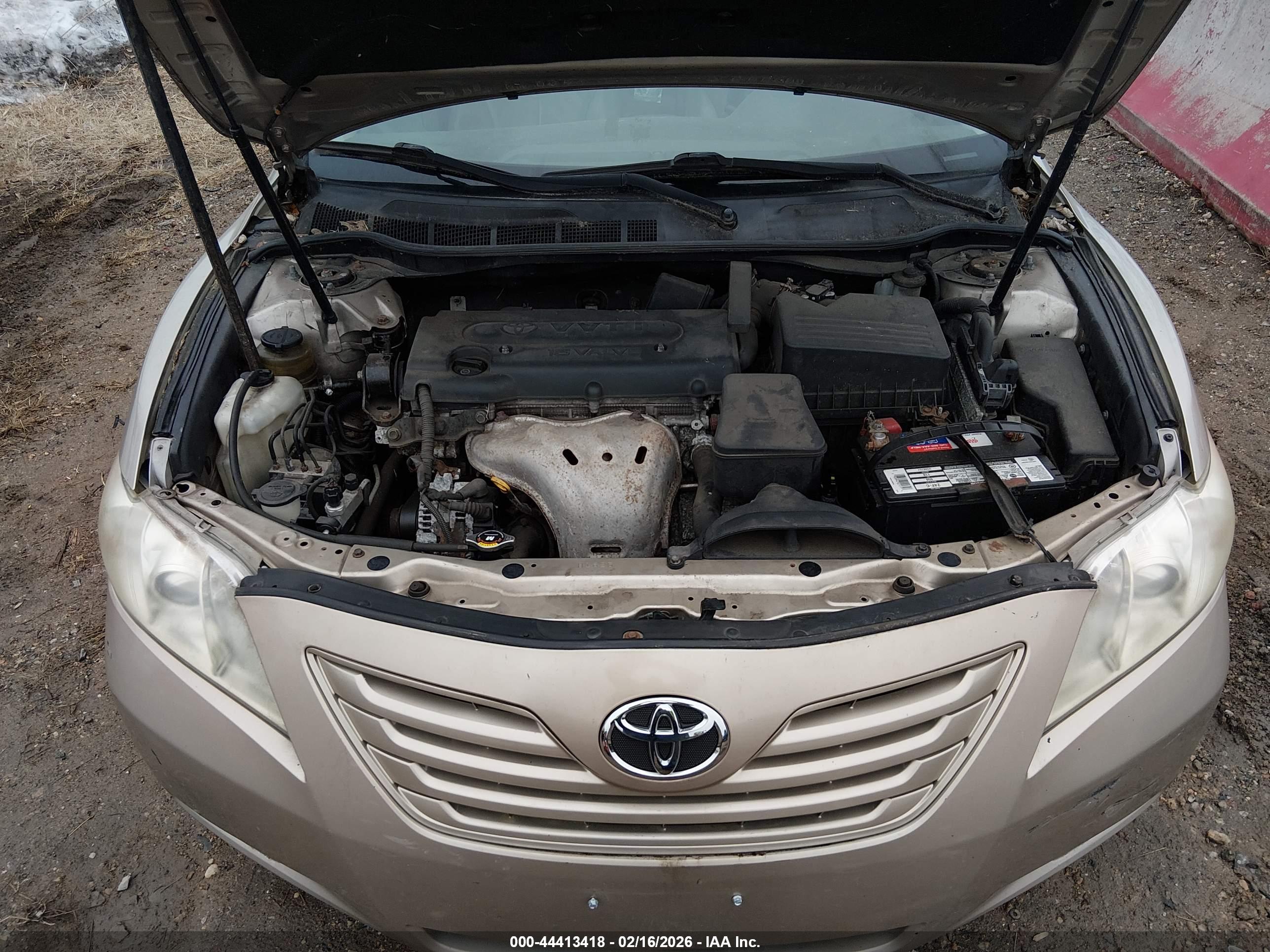 TOYOTA CAMRY image 10