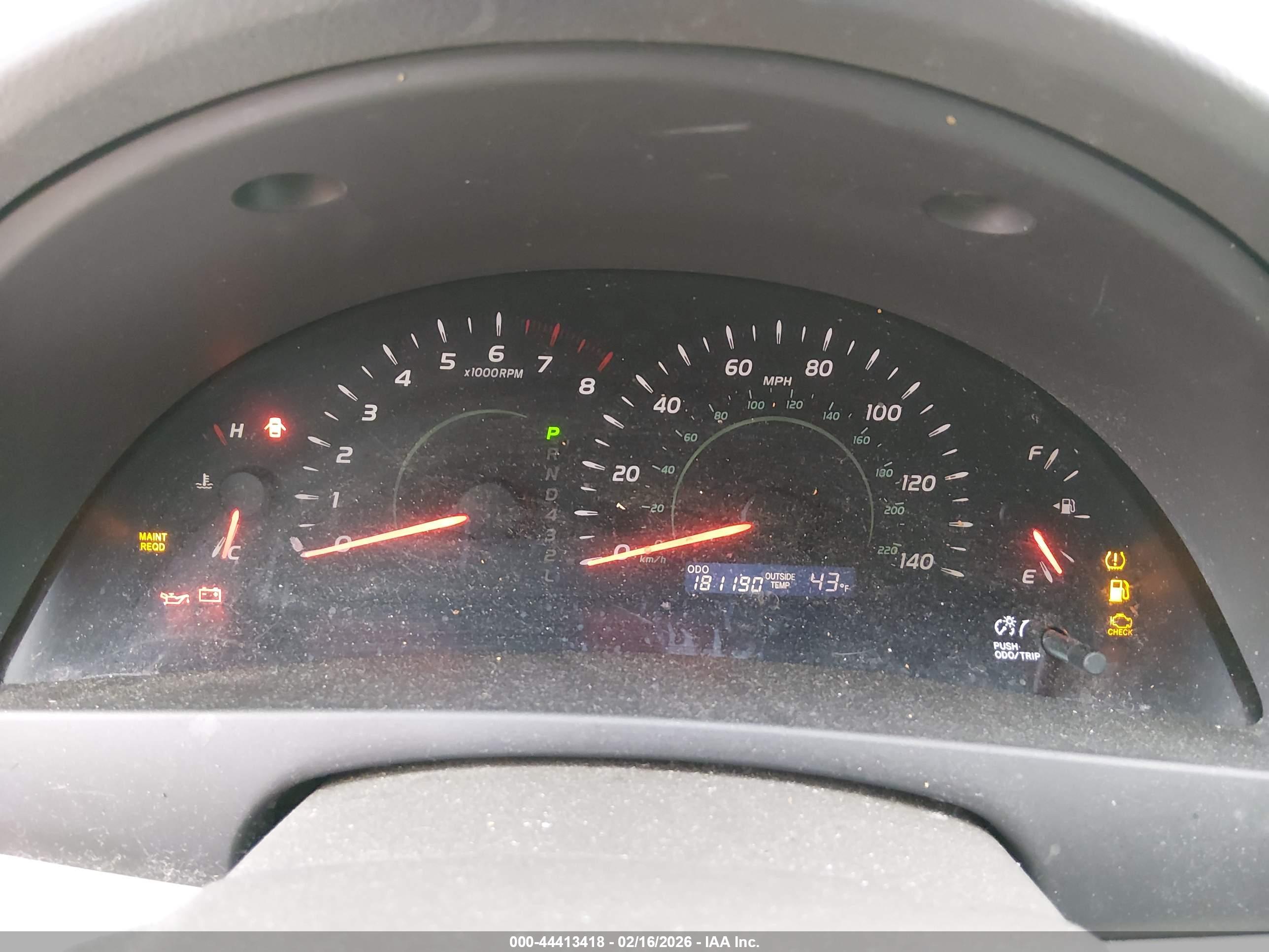 TOYOTA CAMRY image 7