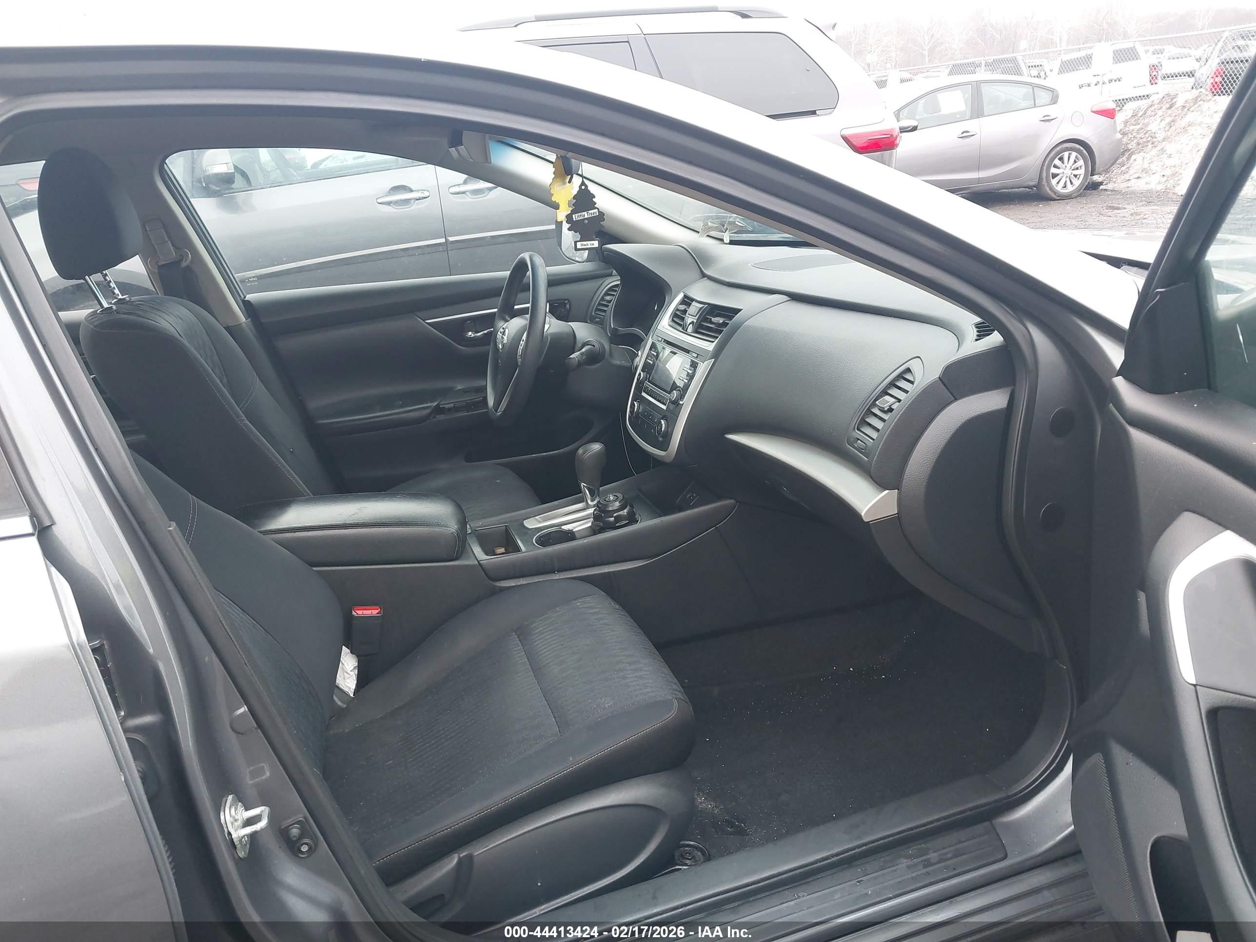 NISSAN ALTIMA image 5