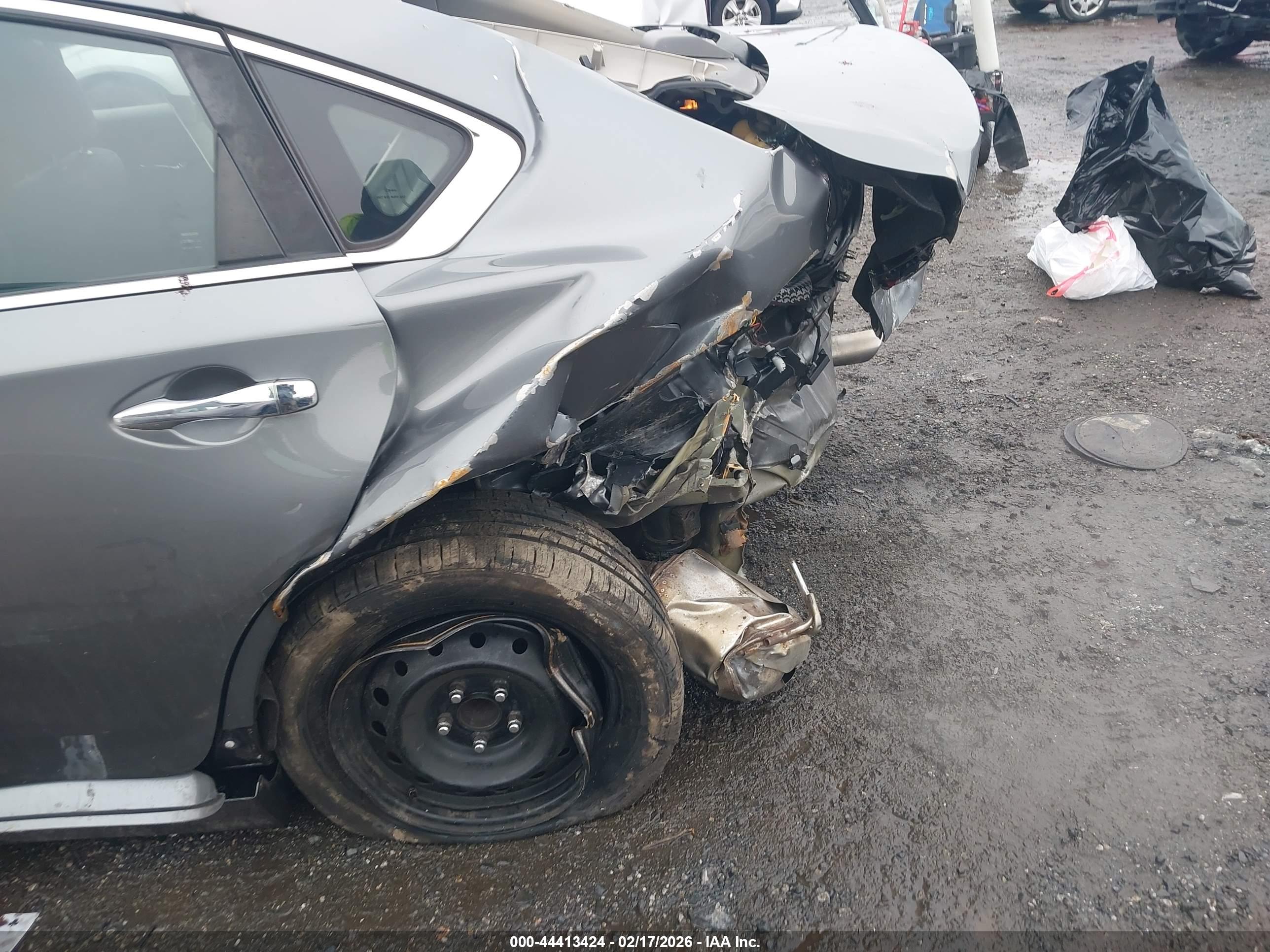 NISSAN ALTIMA image 6
