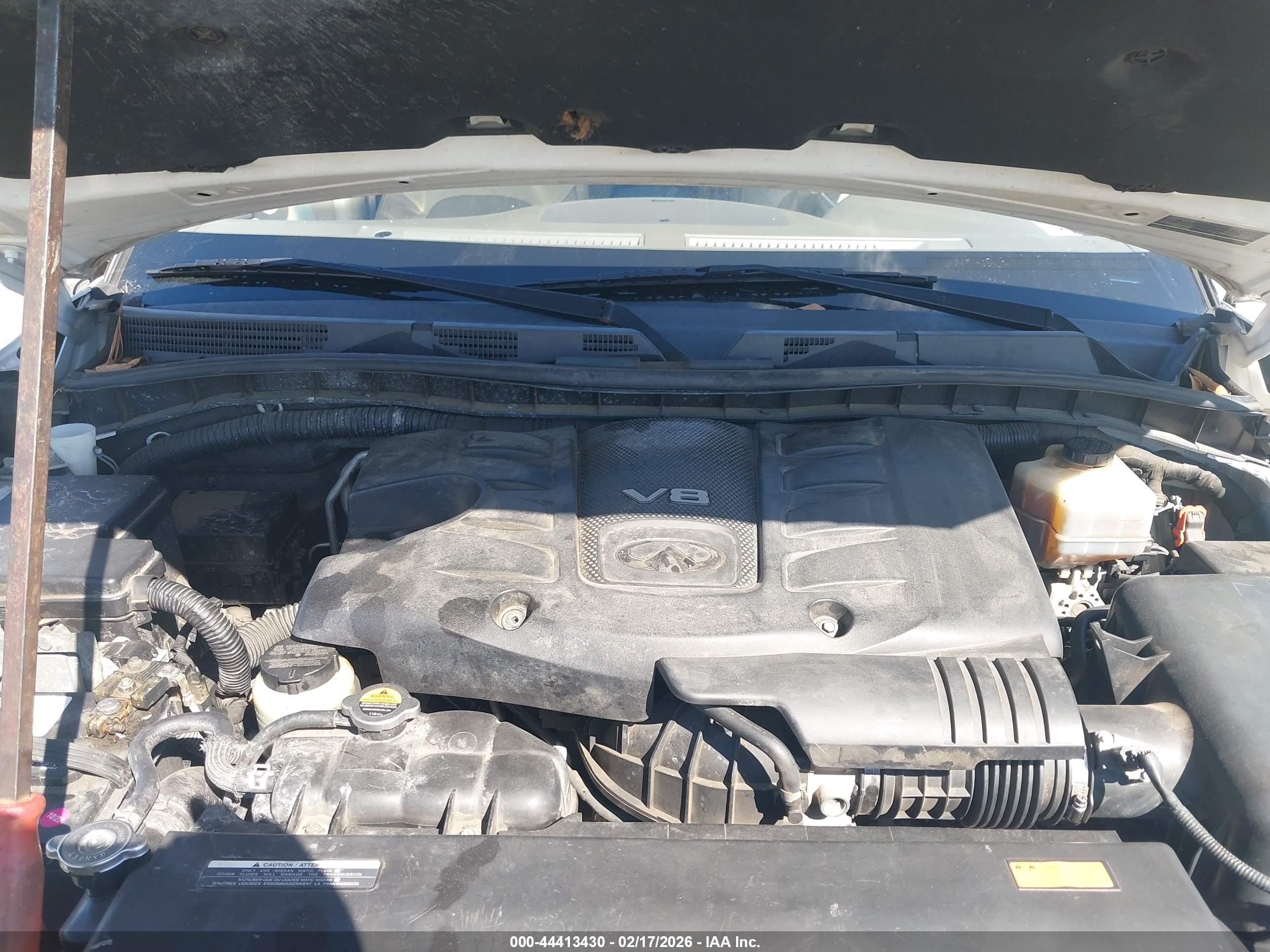 INFINITI QX56 image 10