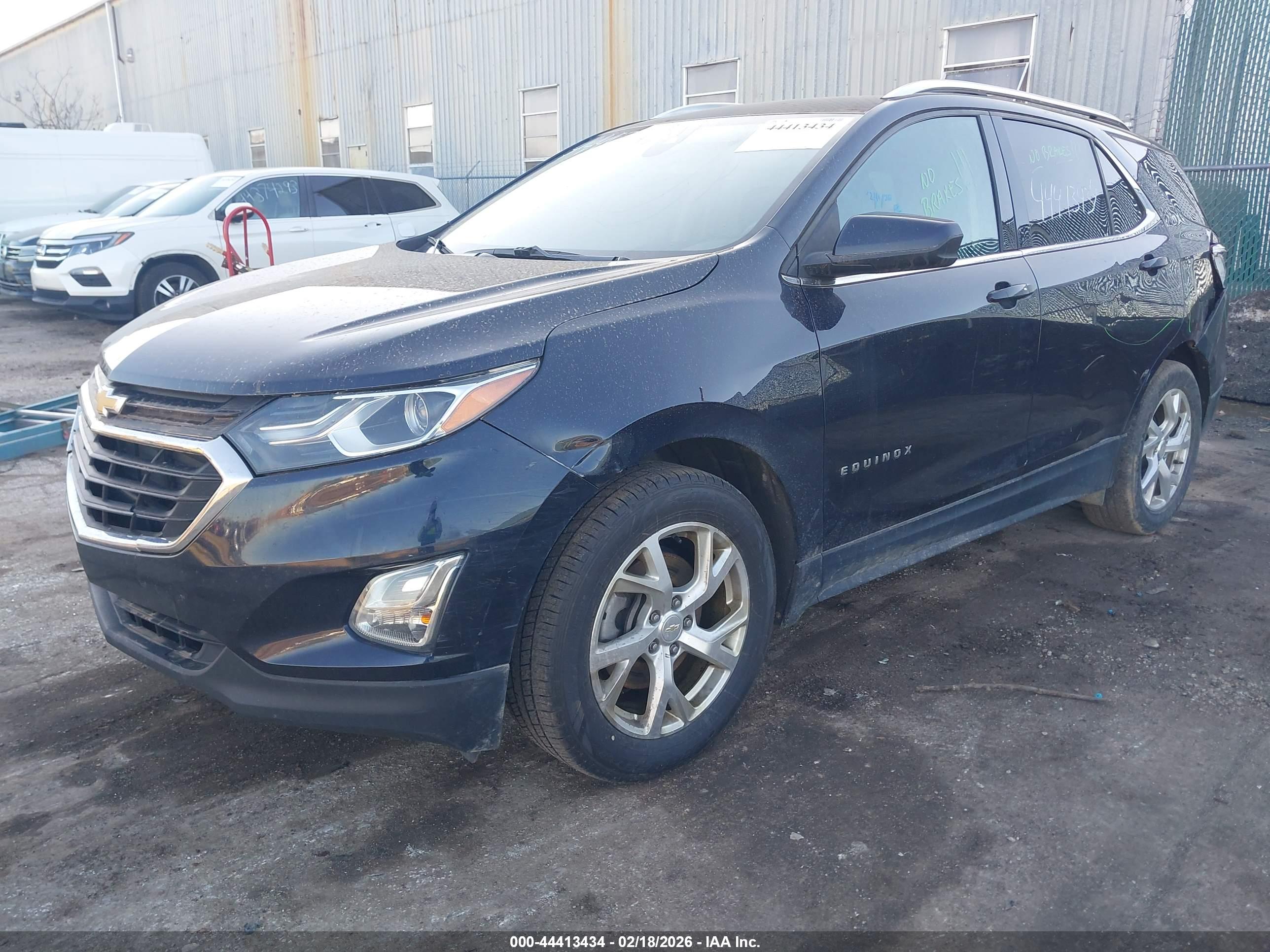 CHEVROLET EQUINOX image 2