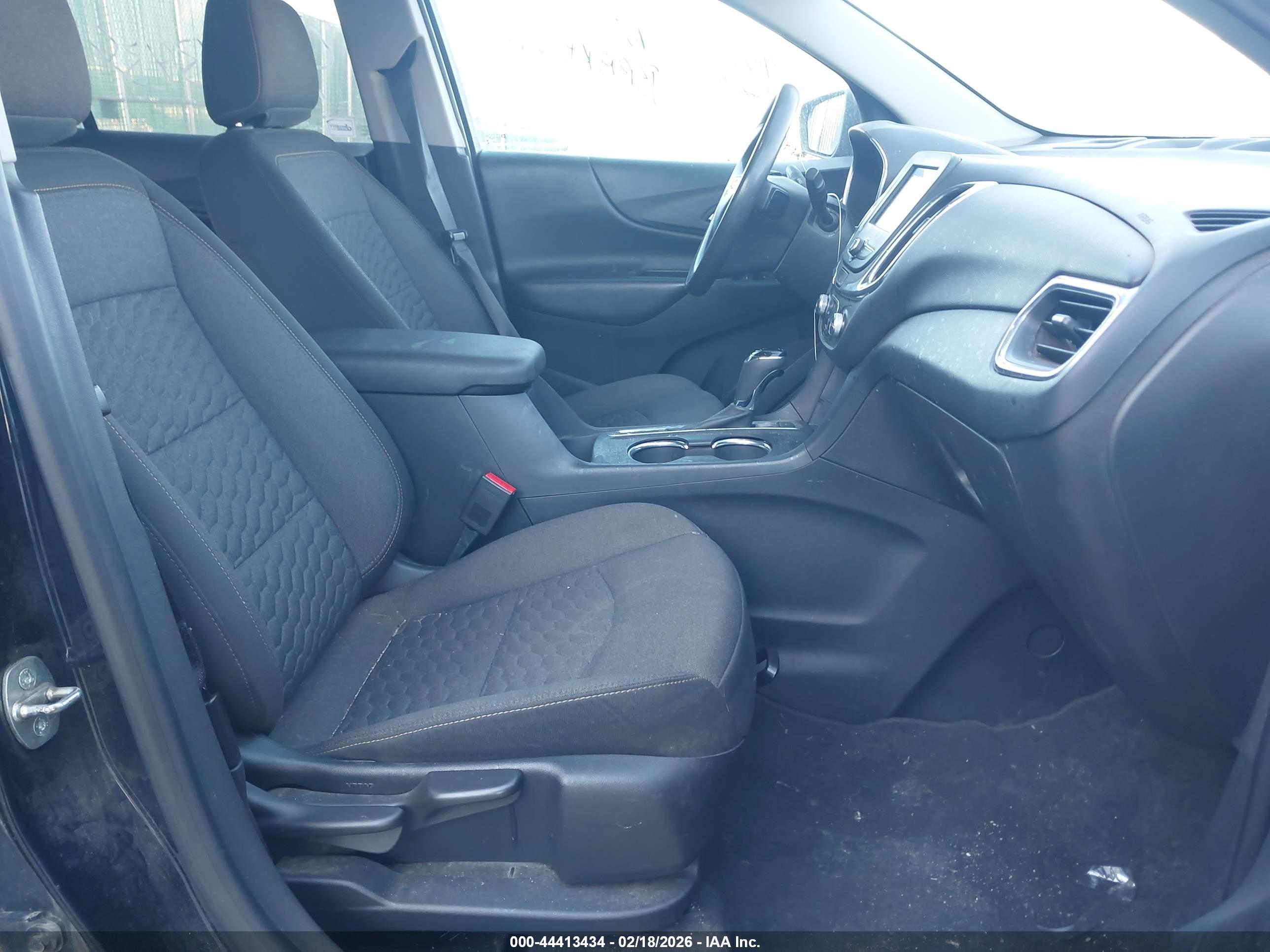 CHEVROLET EQUINOX image 5