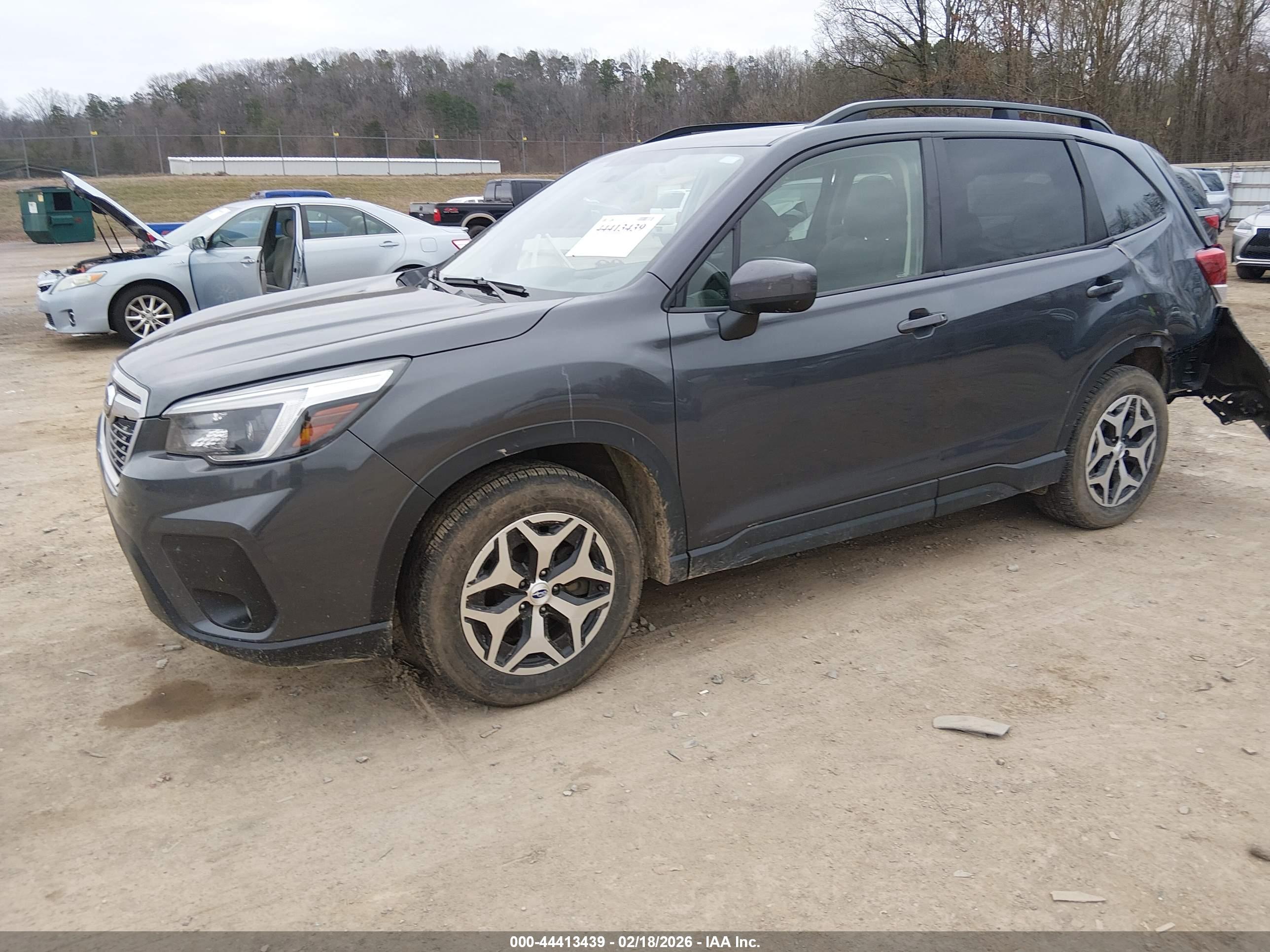 SUBARU FORESTER image 2