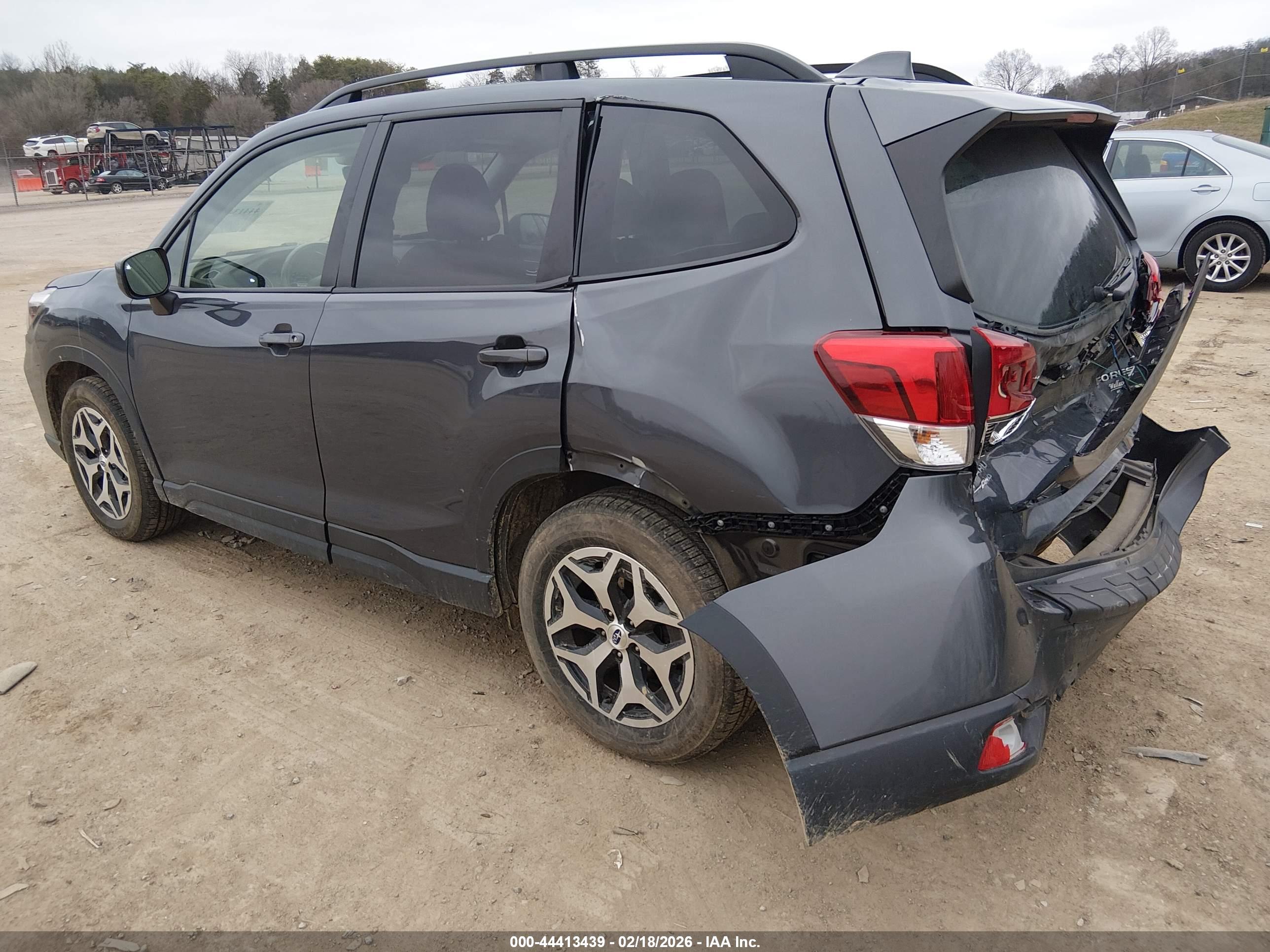 SUBARU FORESTER image 3