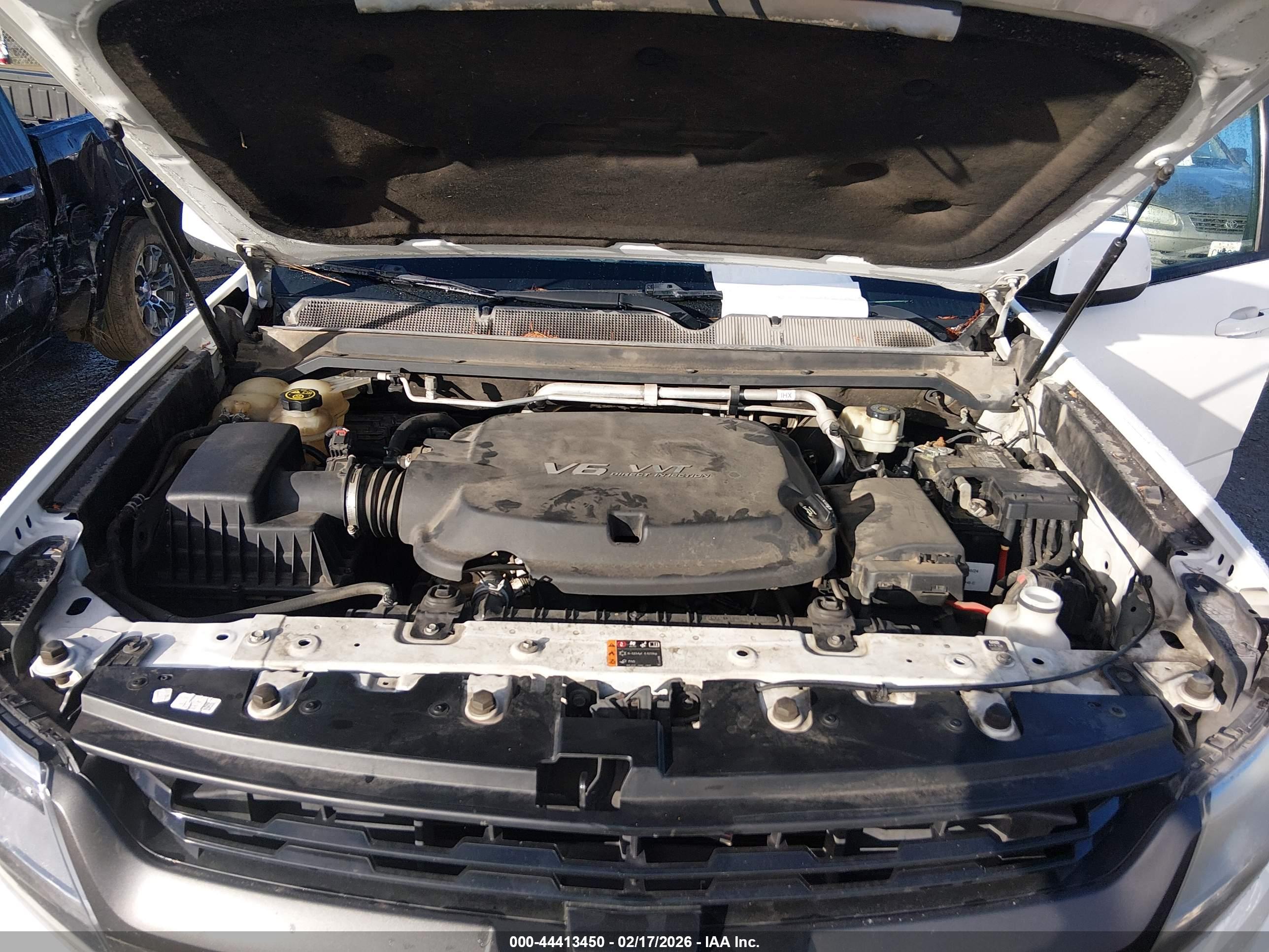 CHEVROLET COLORADO image 10