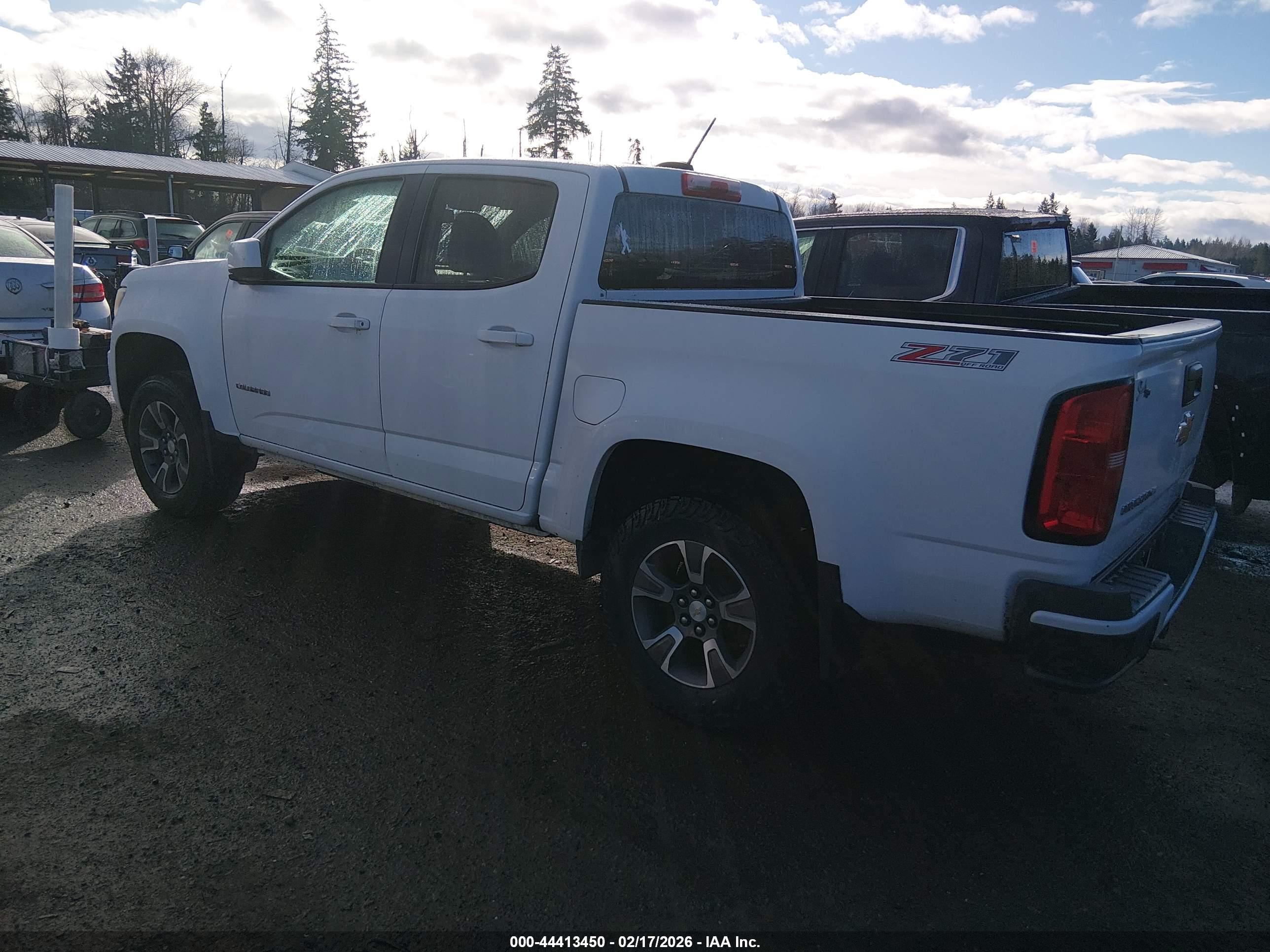 CHEVROLET COLORADO image 3