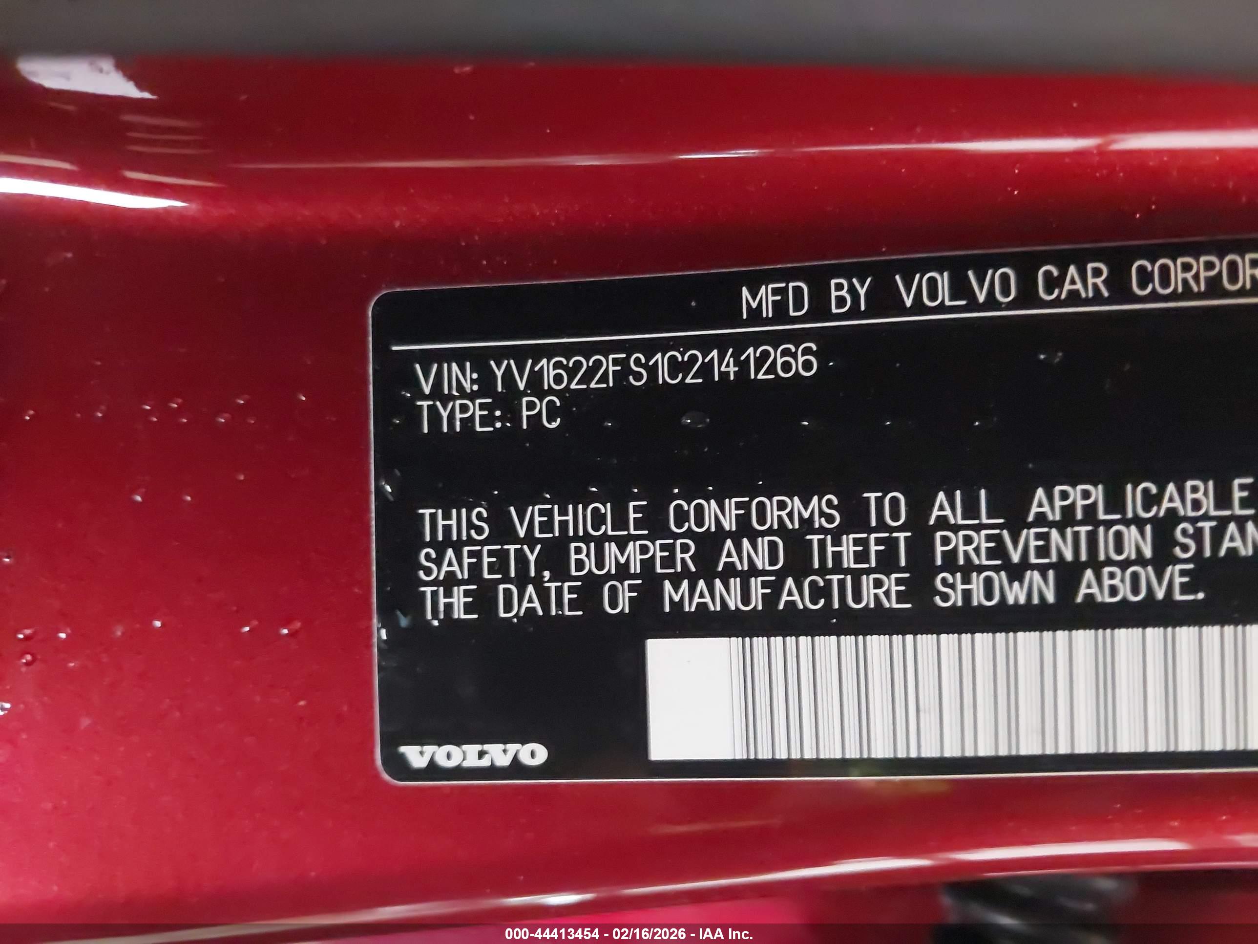 VOLVO S60 image 9