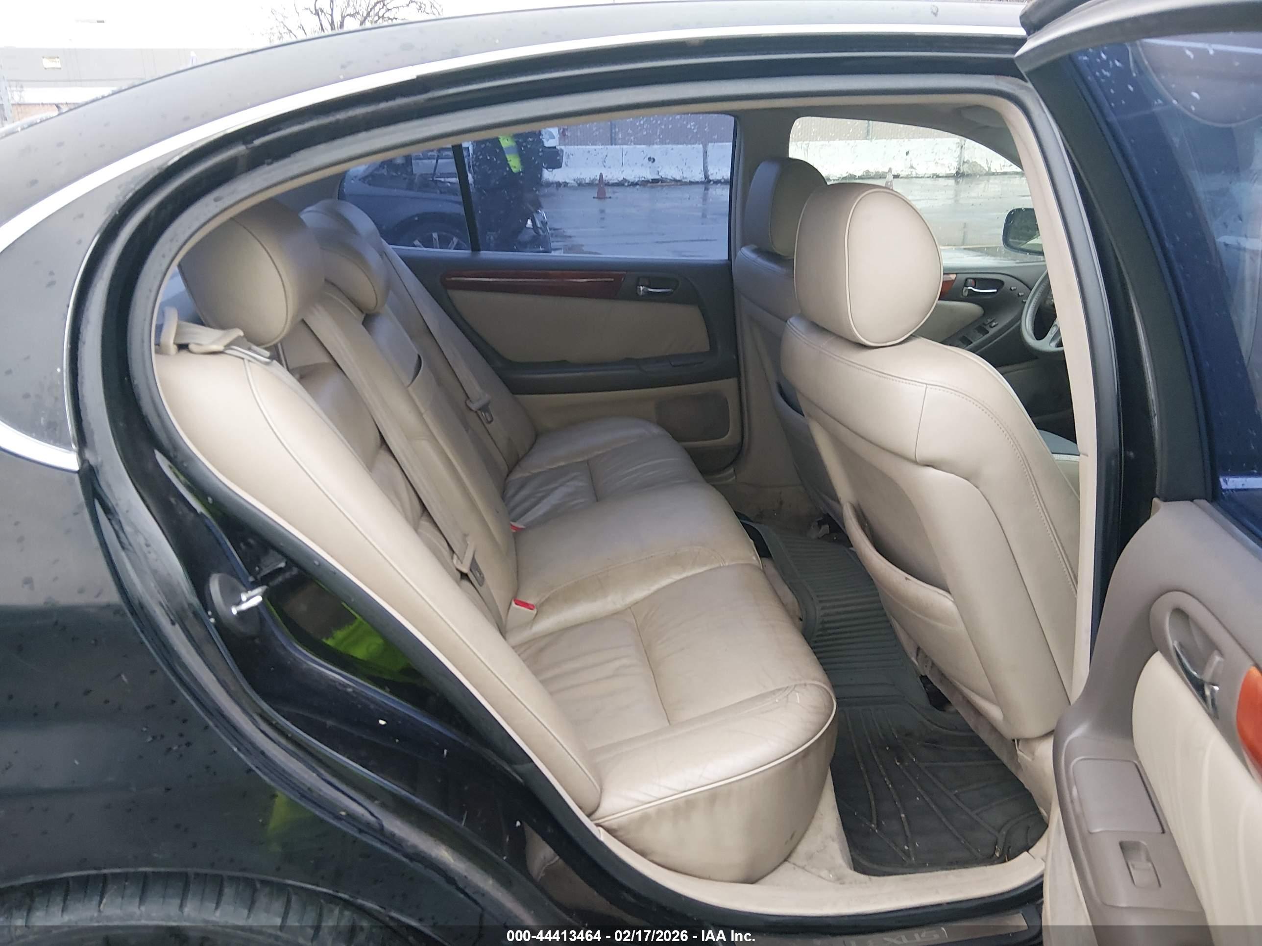 LEXUS GS image 8