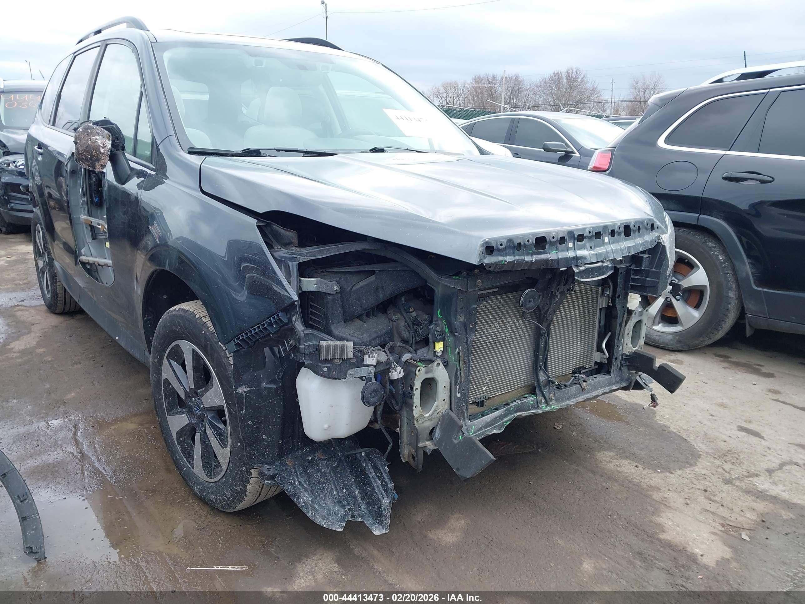 SUBARU FORESTER image 6