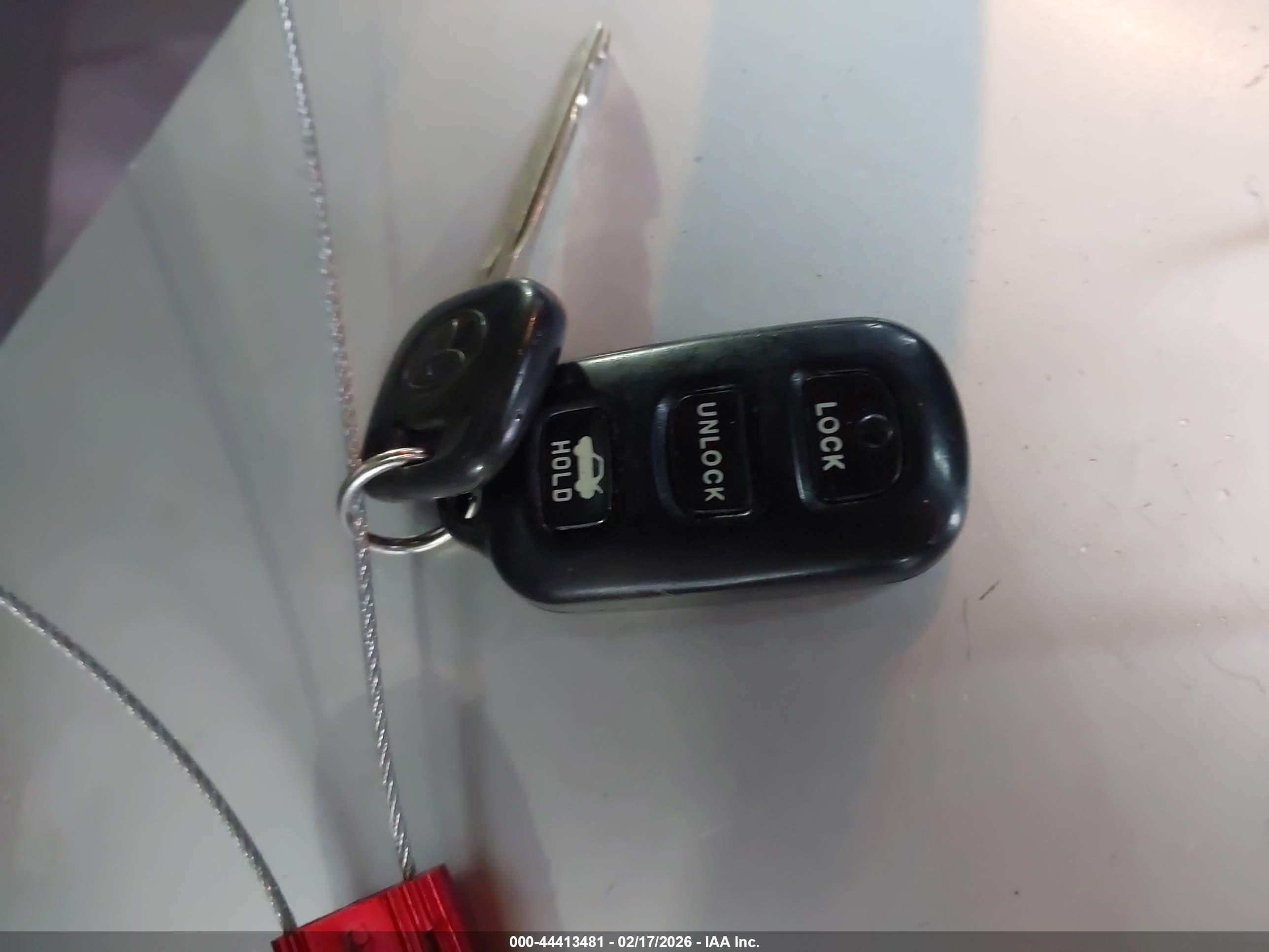 TOYOTA CAMRY image 11