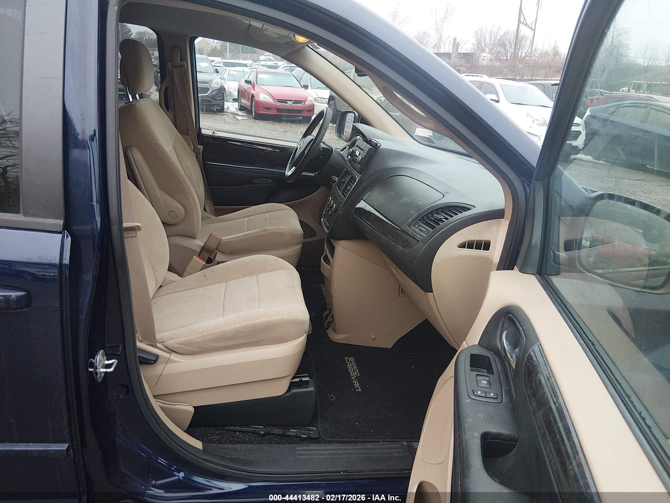DODGE GRAND image 5