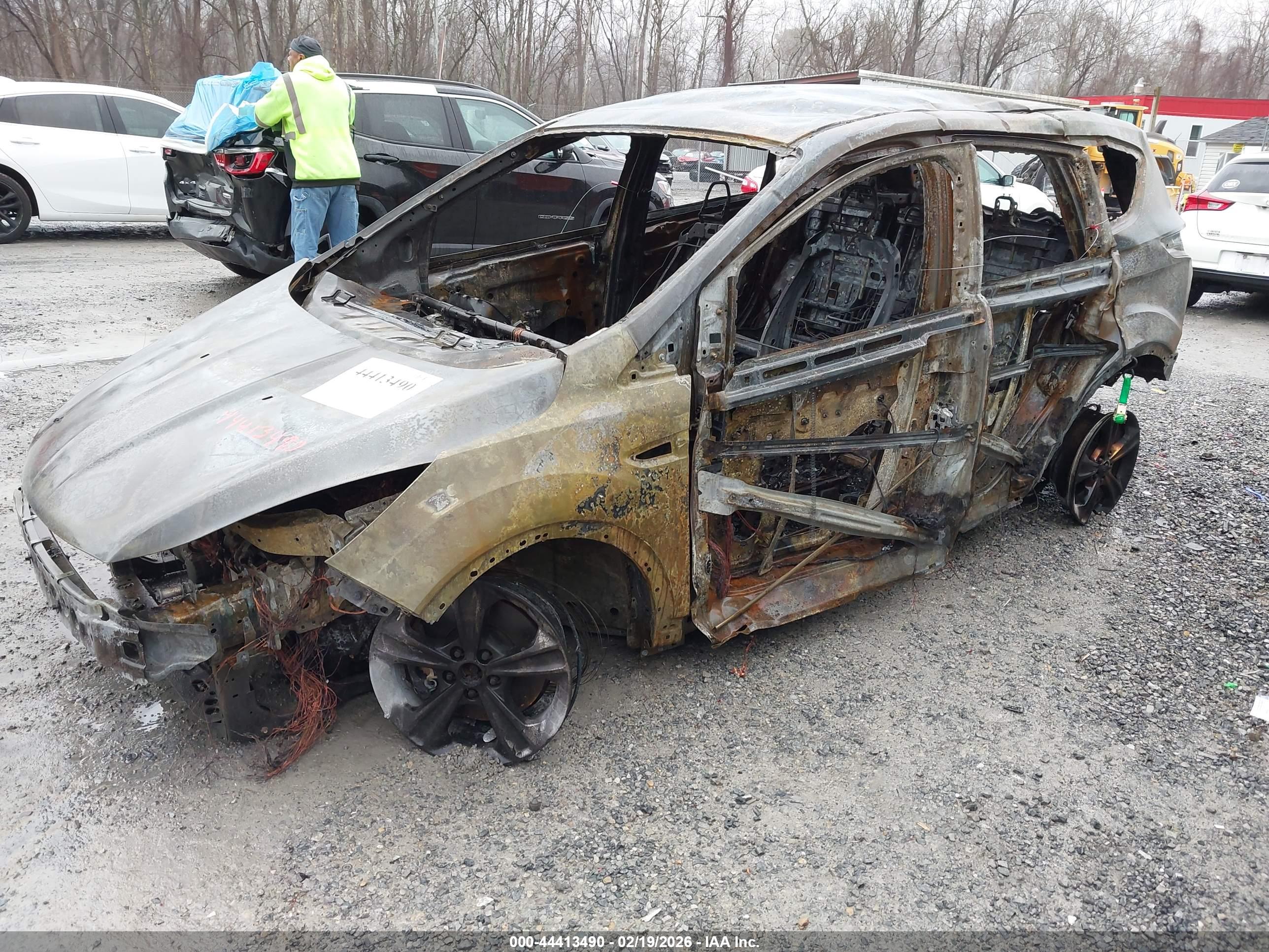 FORD ESCAPE image 2