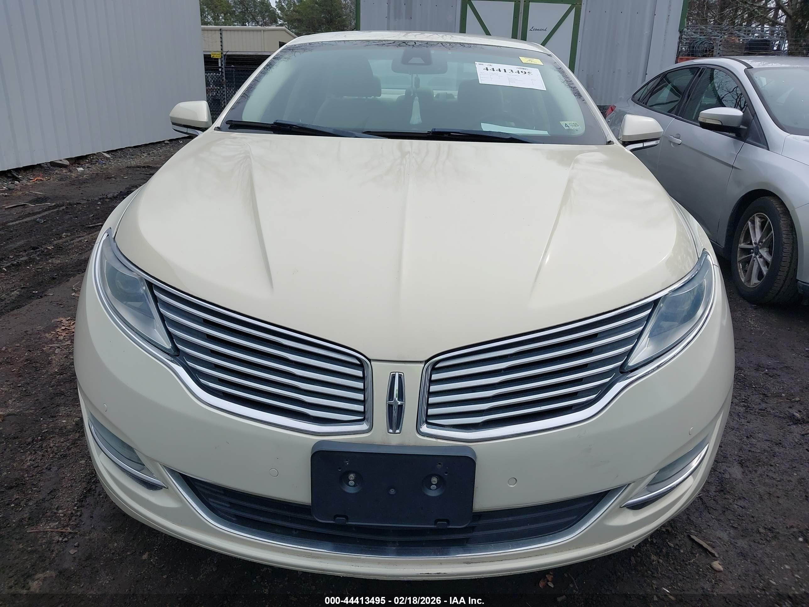 LINCOLN MKZ image 6