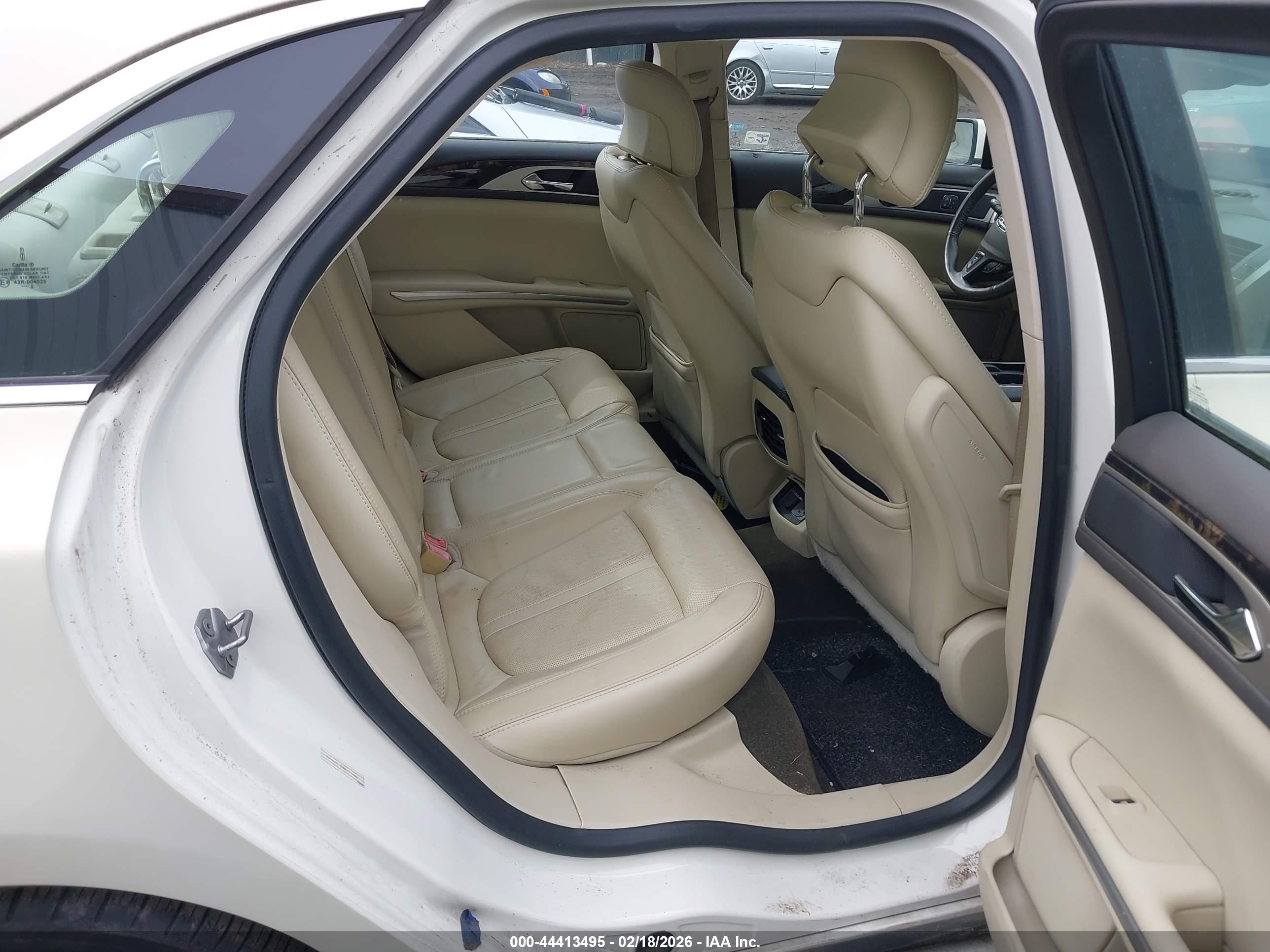 LINCOLN MKZ image 8