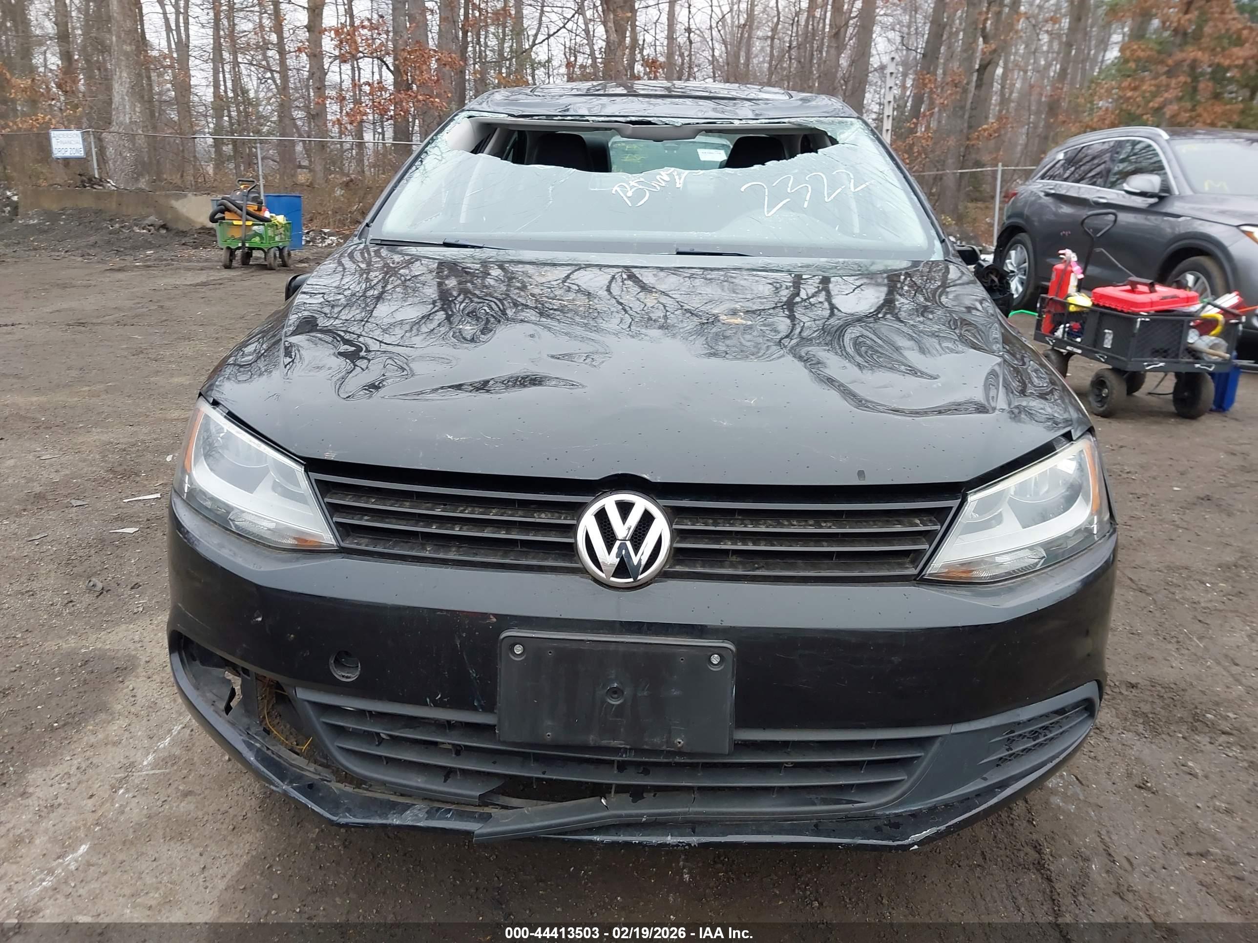 VOLKSWAGEN JETTA image 6