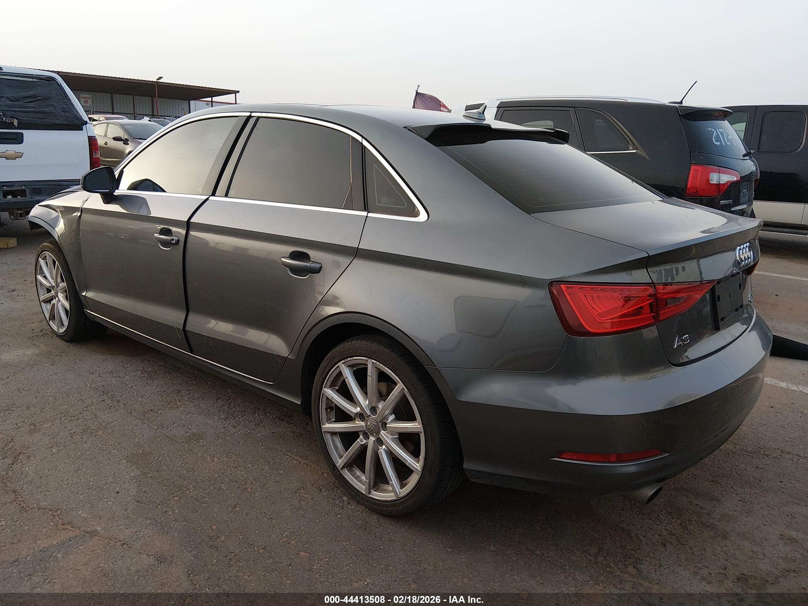 AUDI A3 image 3