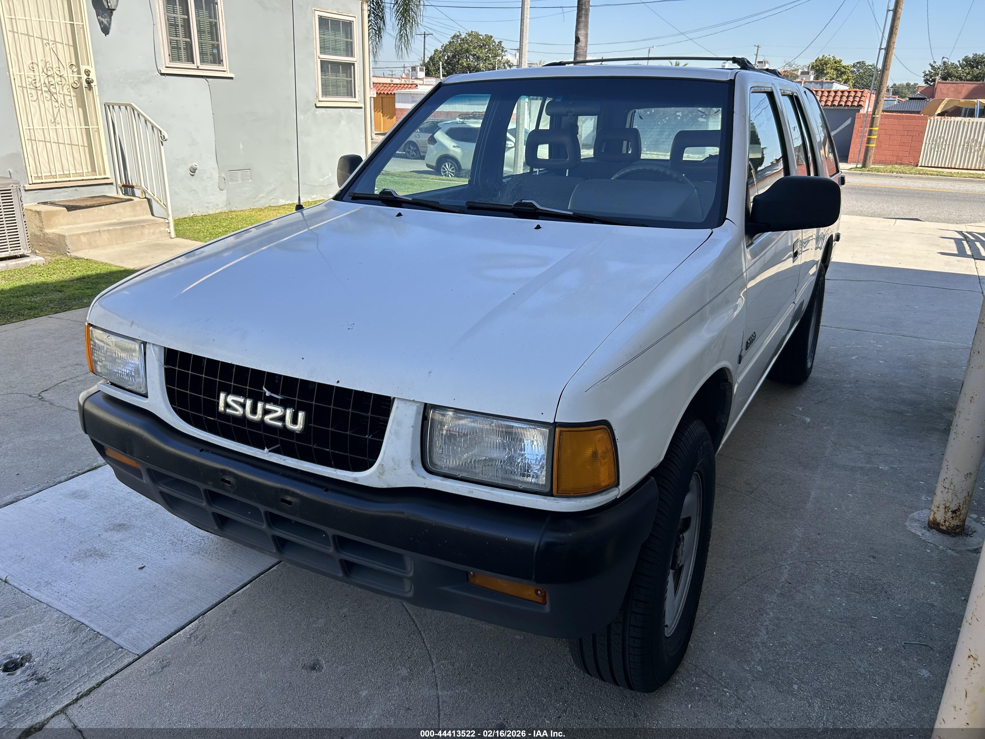 ISUZU RODEO image 2