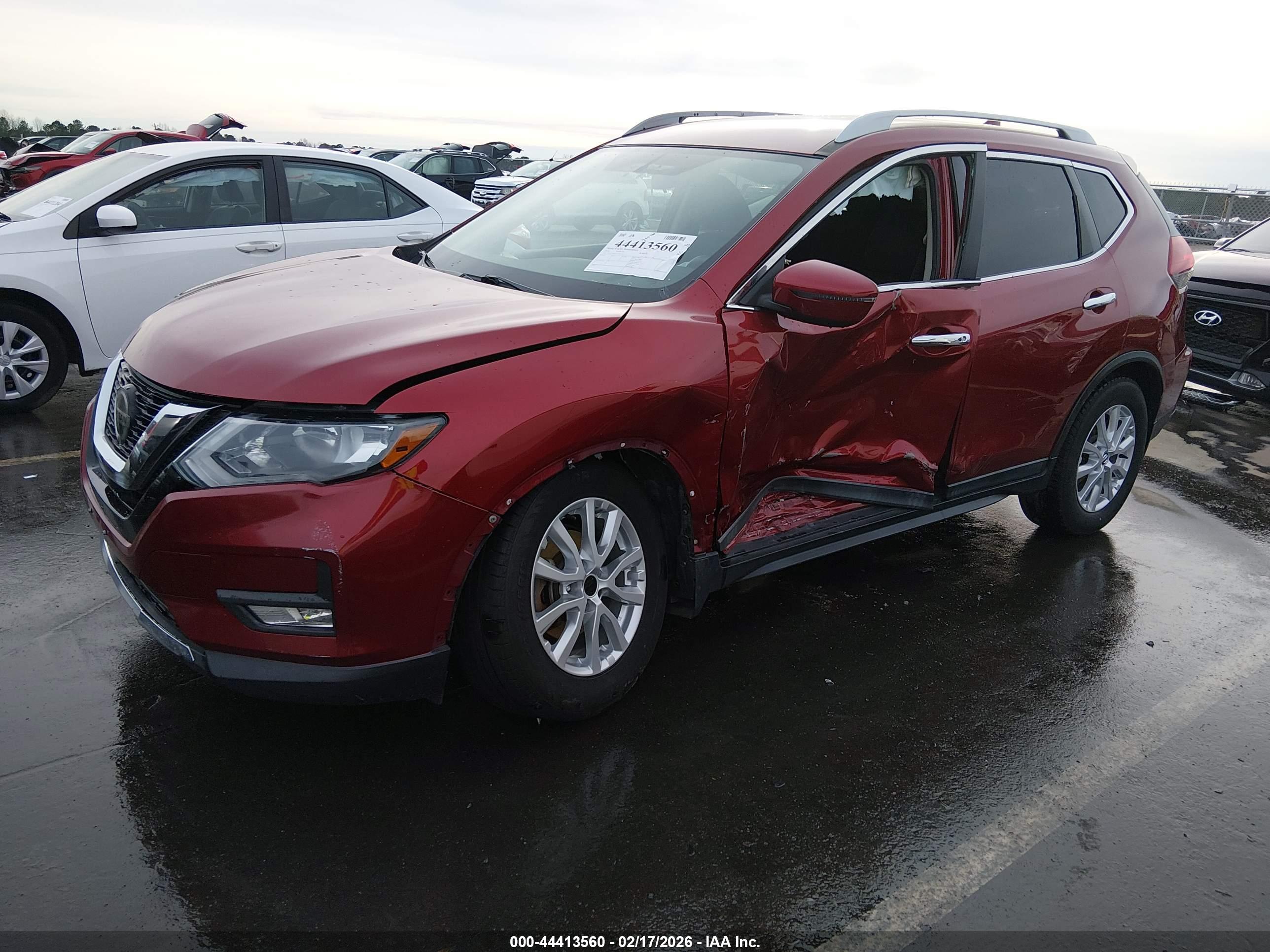 NISSAN ROGUE image 2