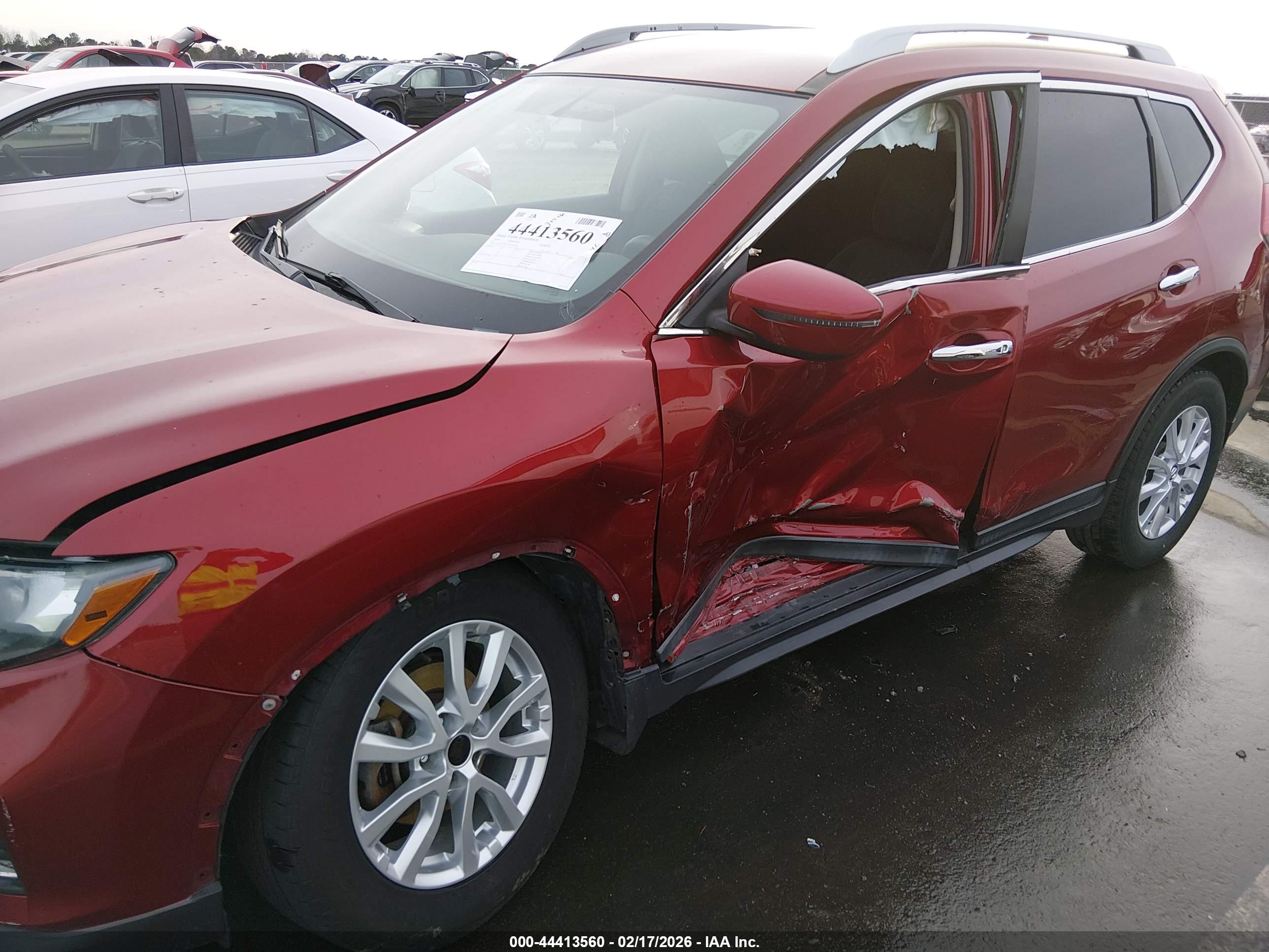 NISSAN ROGUE image 6