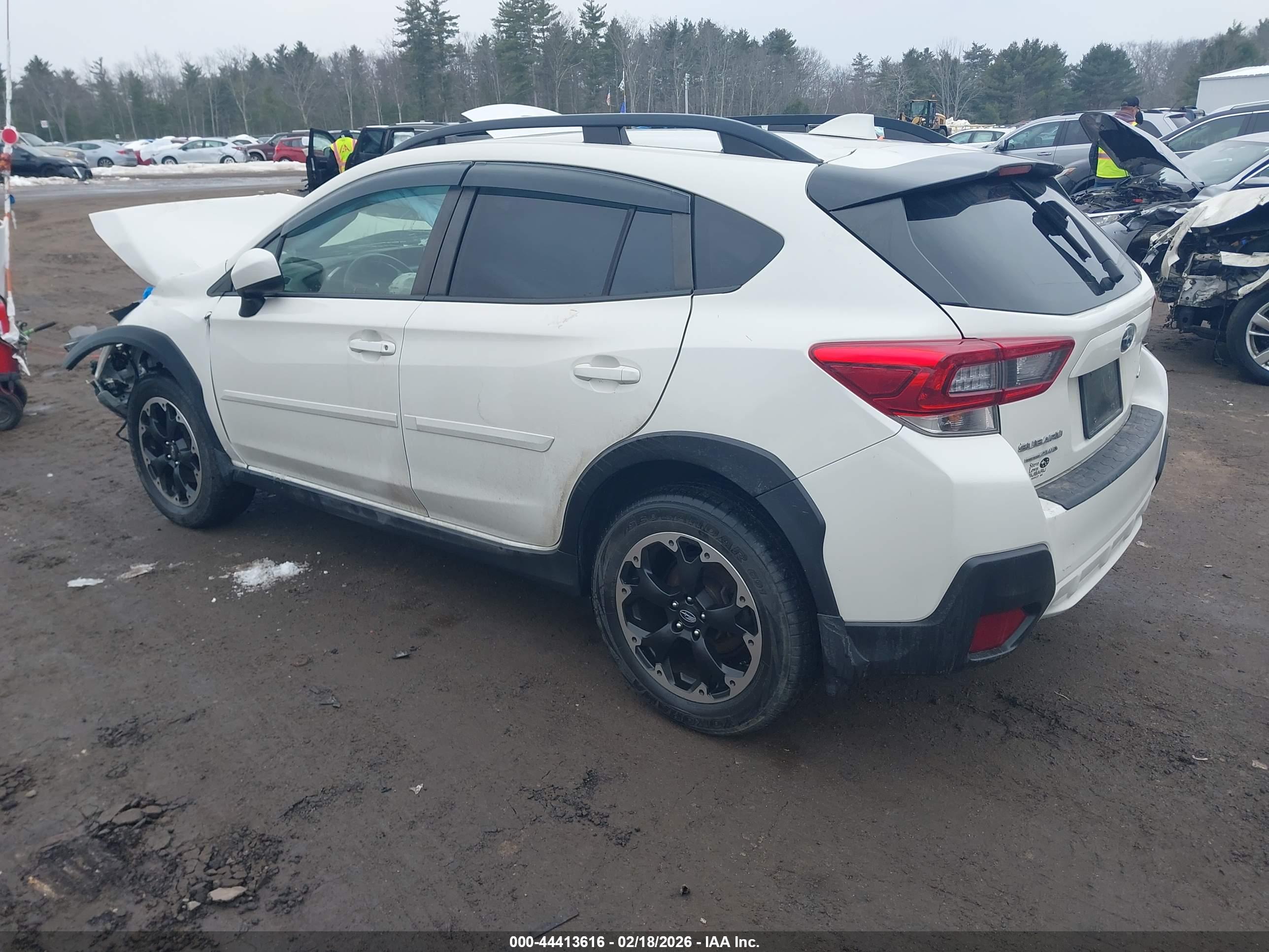 SUBARU CROSSTREK image 3