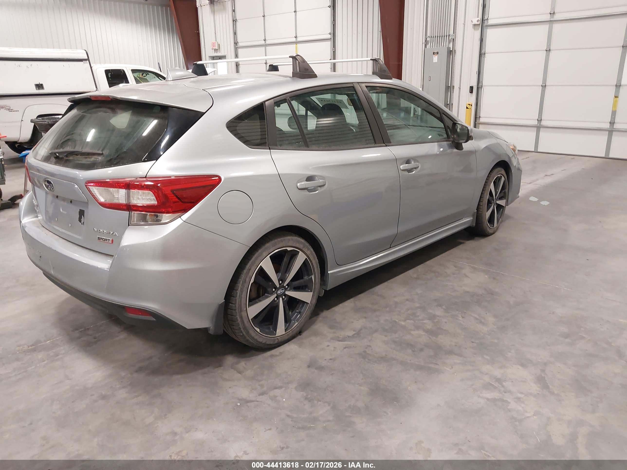 SUBARU IMPREZA image 4