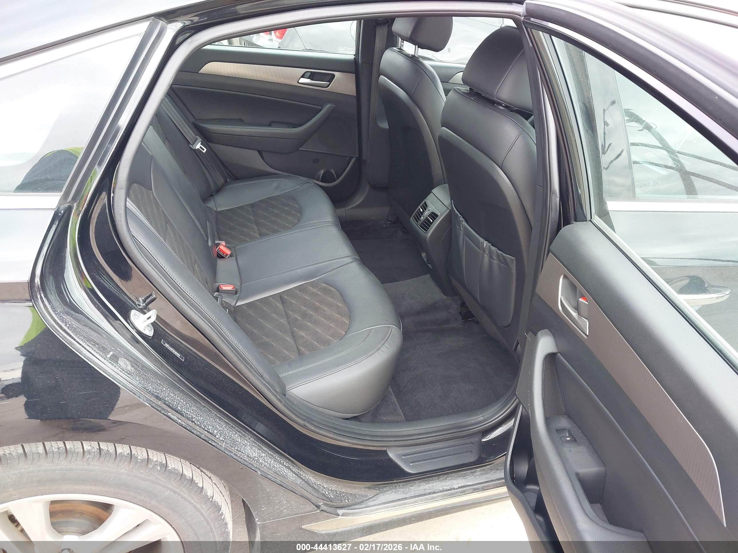 HYUNDAI SONATA image 8