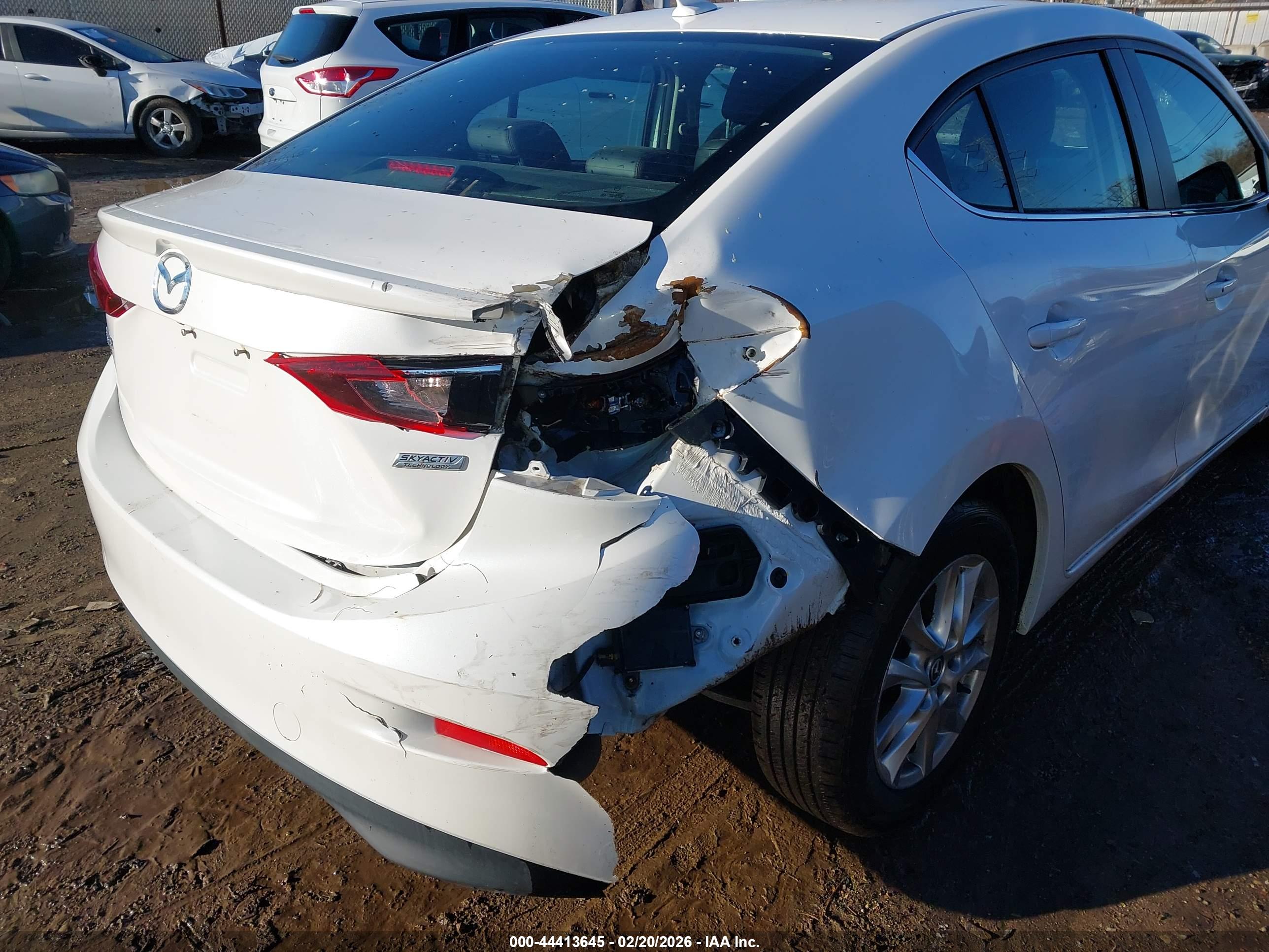 MAZDA MAZDA3 image 6