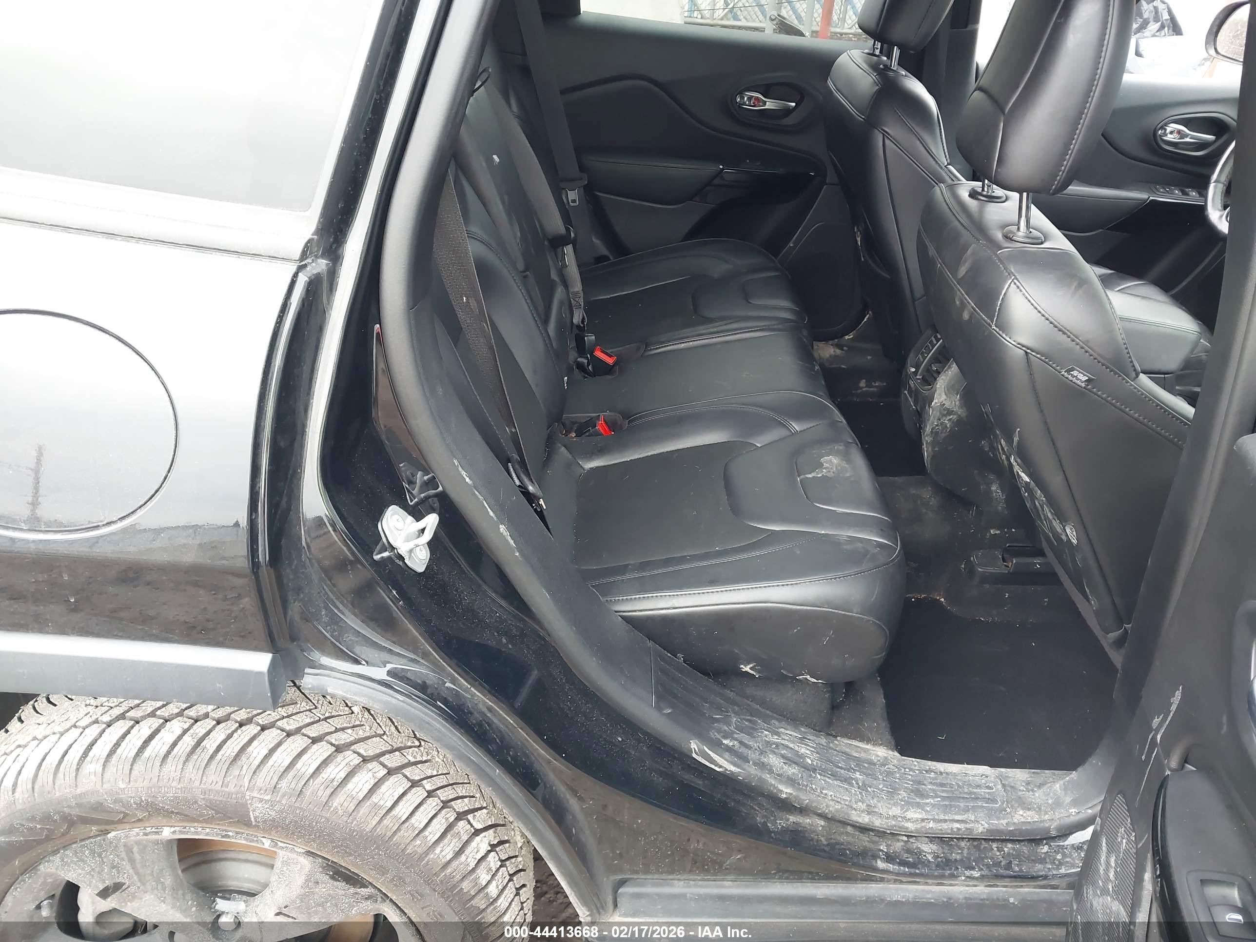 JEEP CHEROKEE image 8