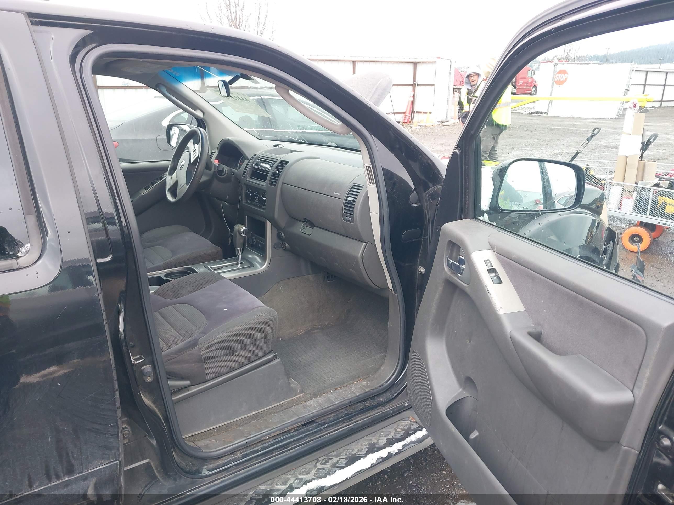 NISSAN PATHFINDER image 5