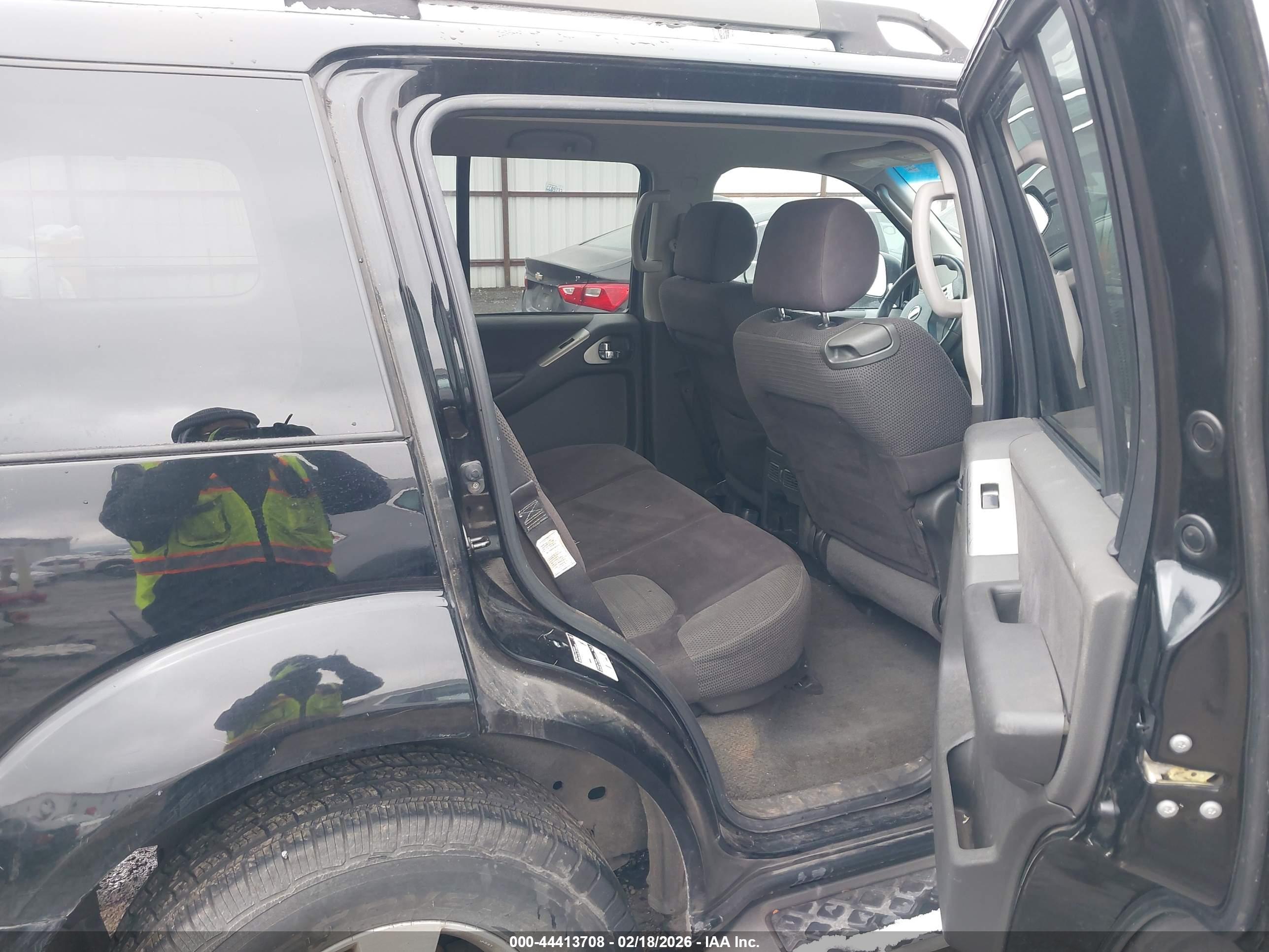 NISSAN PATHFINDER image 8